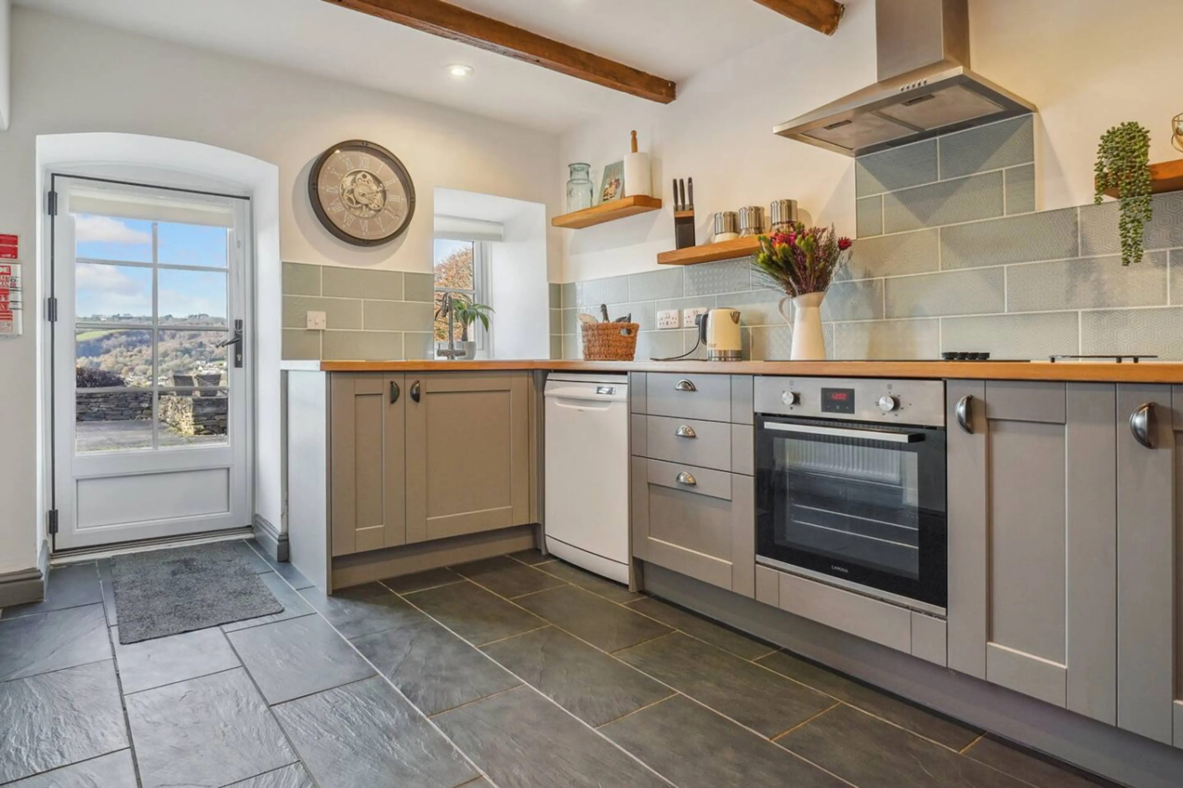 The Dairy Cottage - Image 29