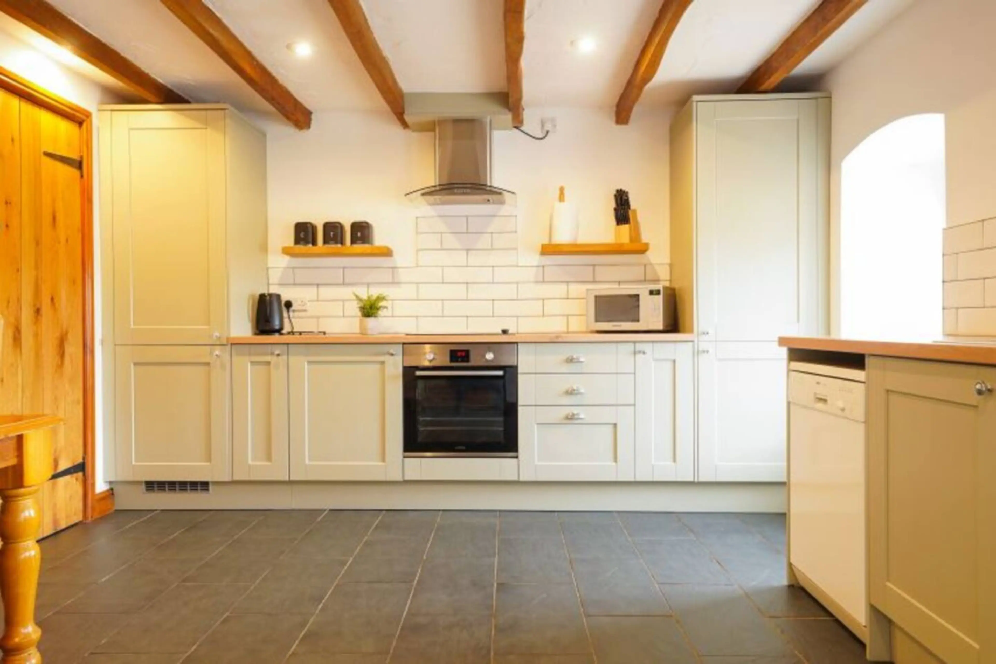 The Old Cow Shed Cottage - Image 9