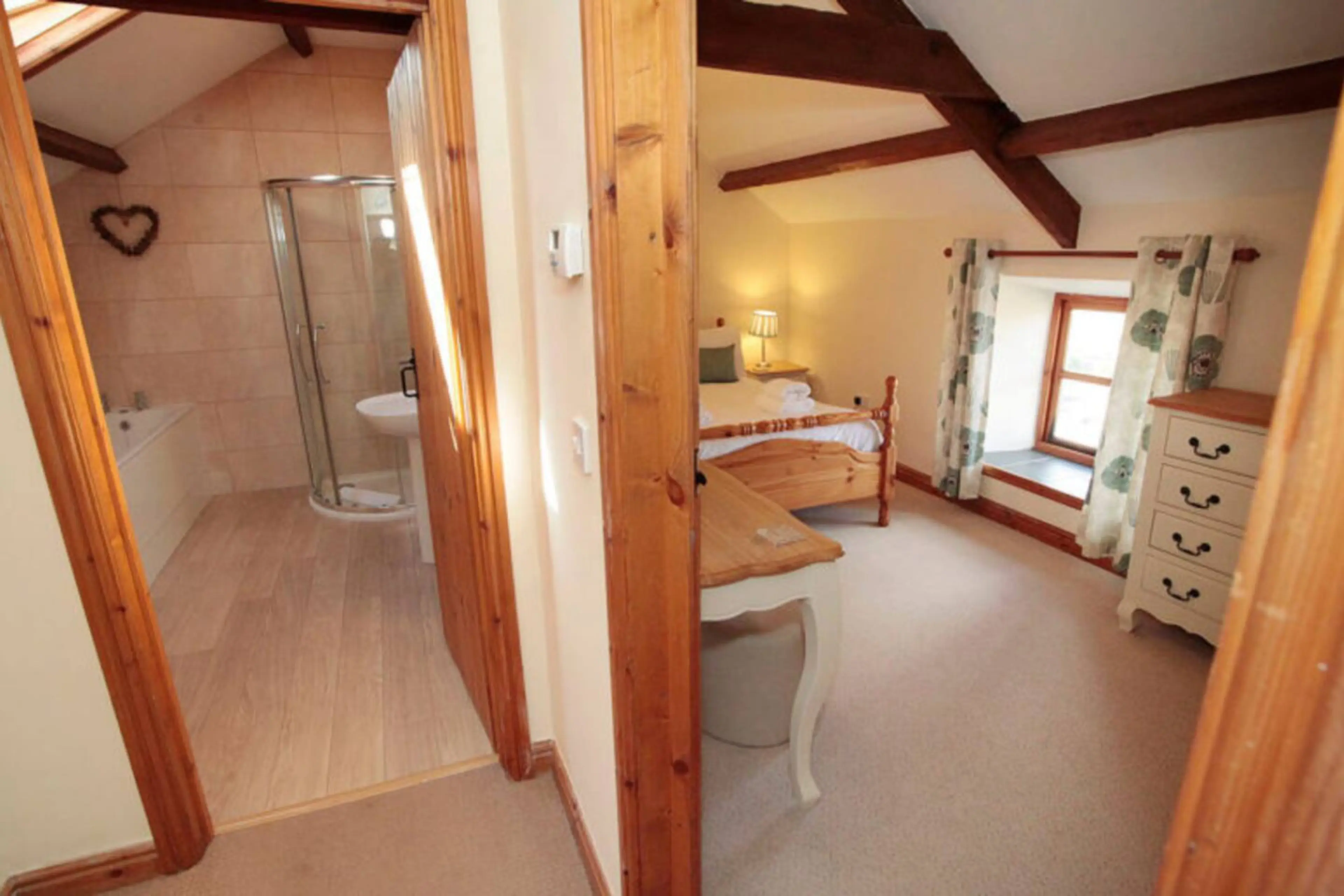 The Old Cow Shed Cottage - Image 26