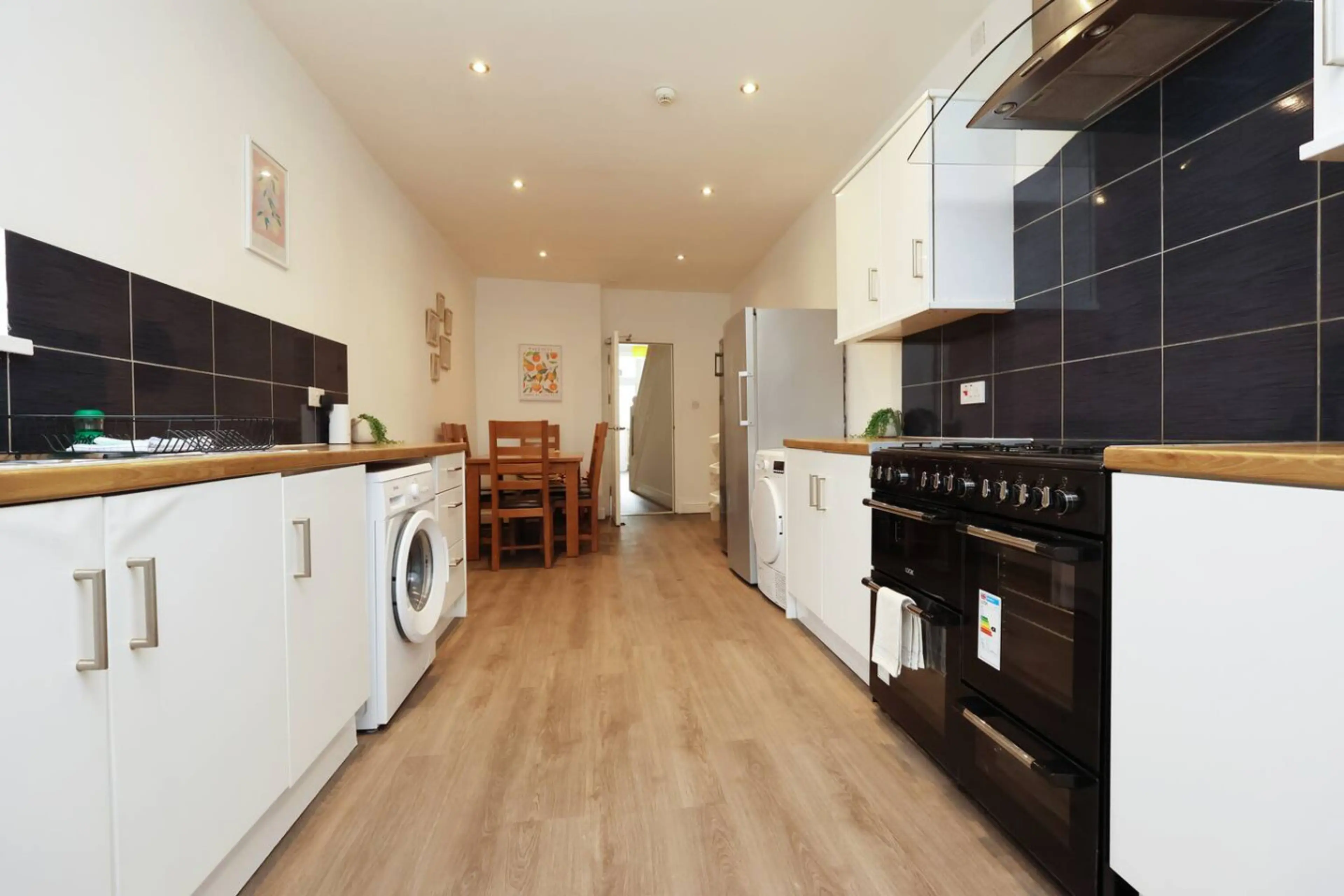 8 St Albans Road - Image 82