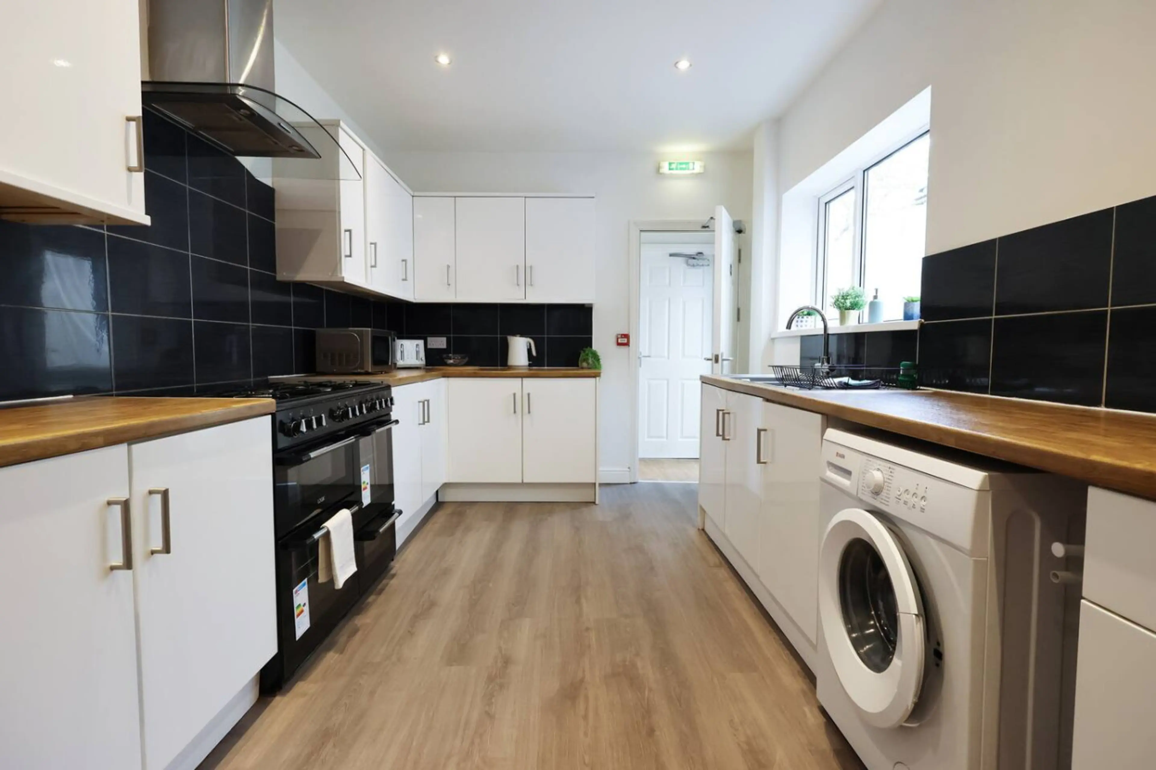 8 St Albans Road - Image 81