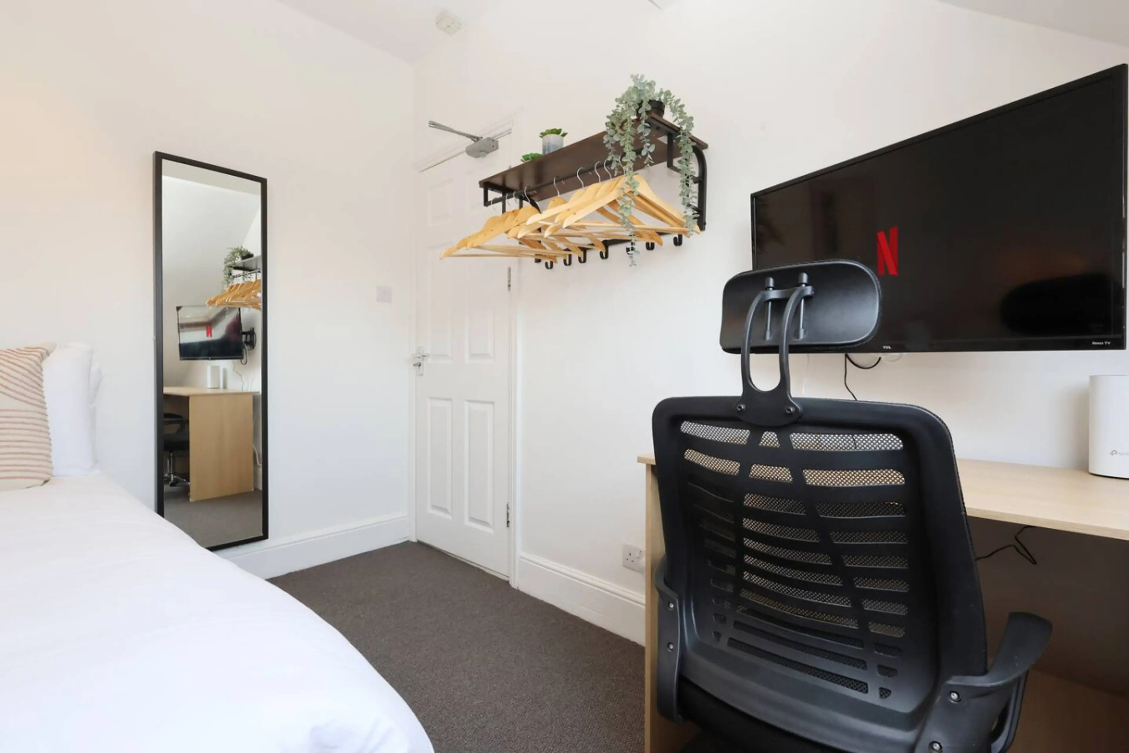 8 St Albans Road - Image 18