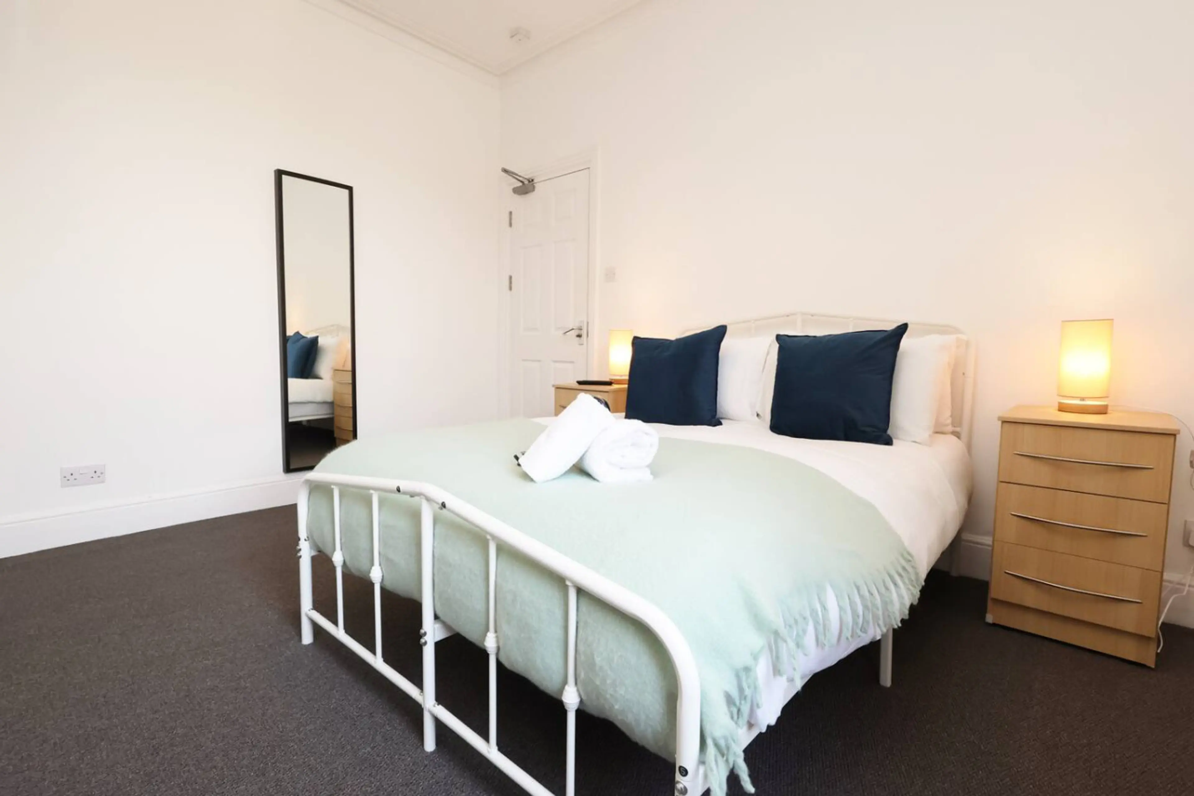 8 St Albans Road - Image 57