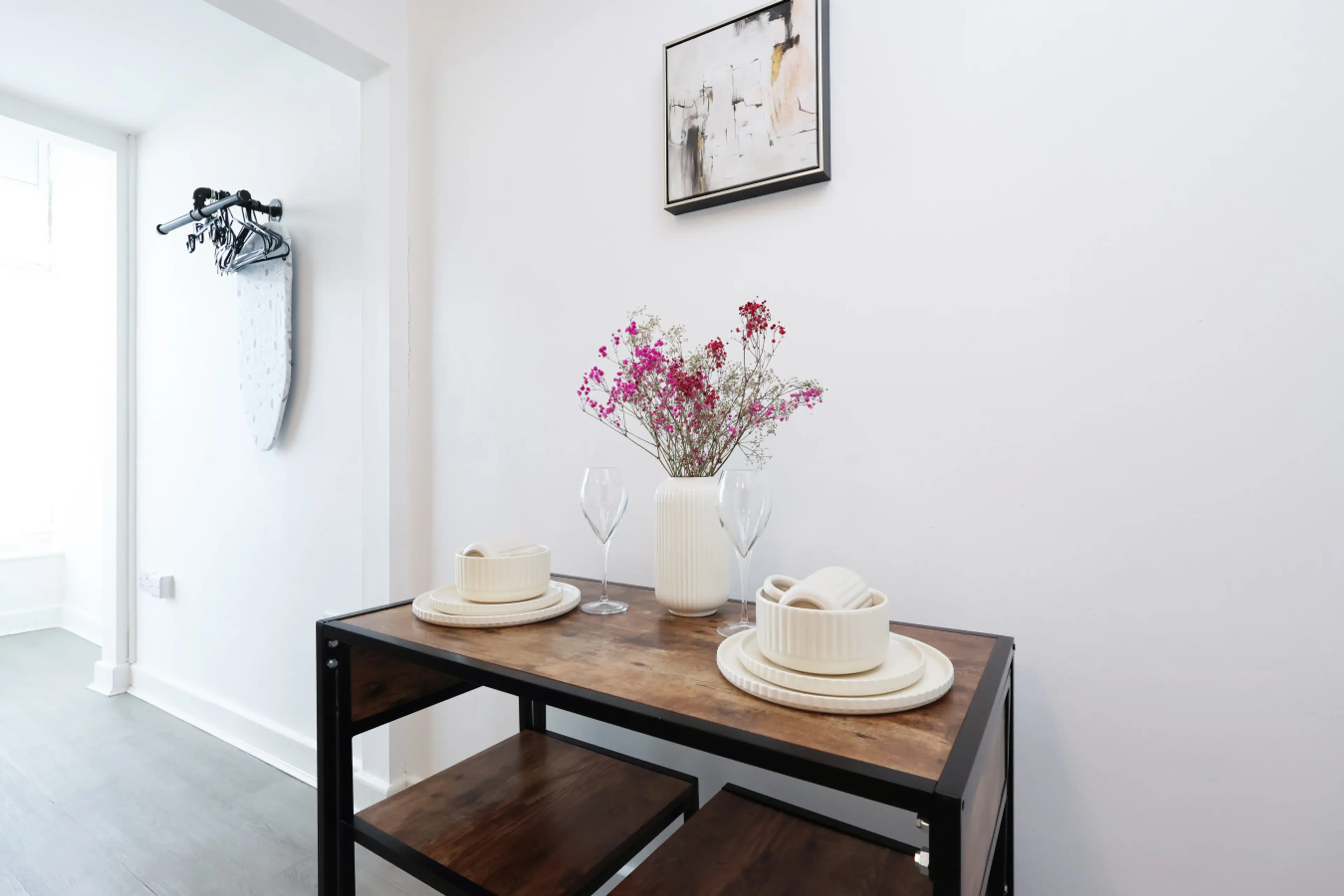 Alexandra Studio - Image 12