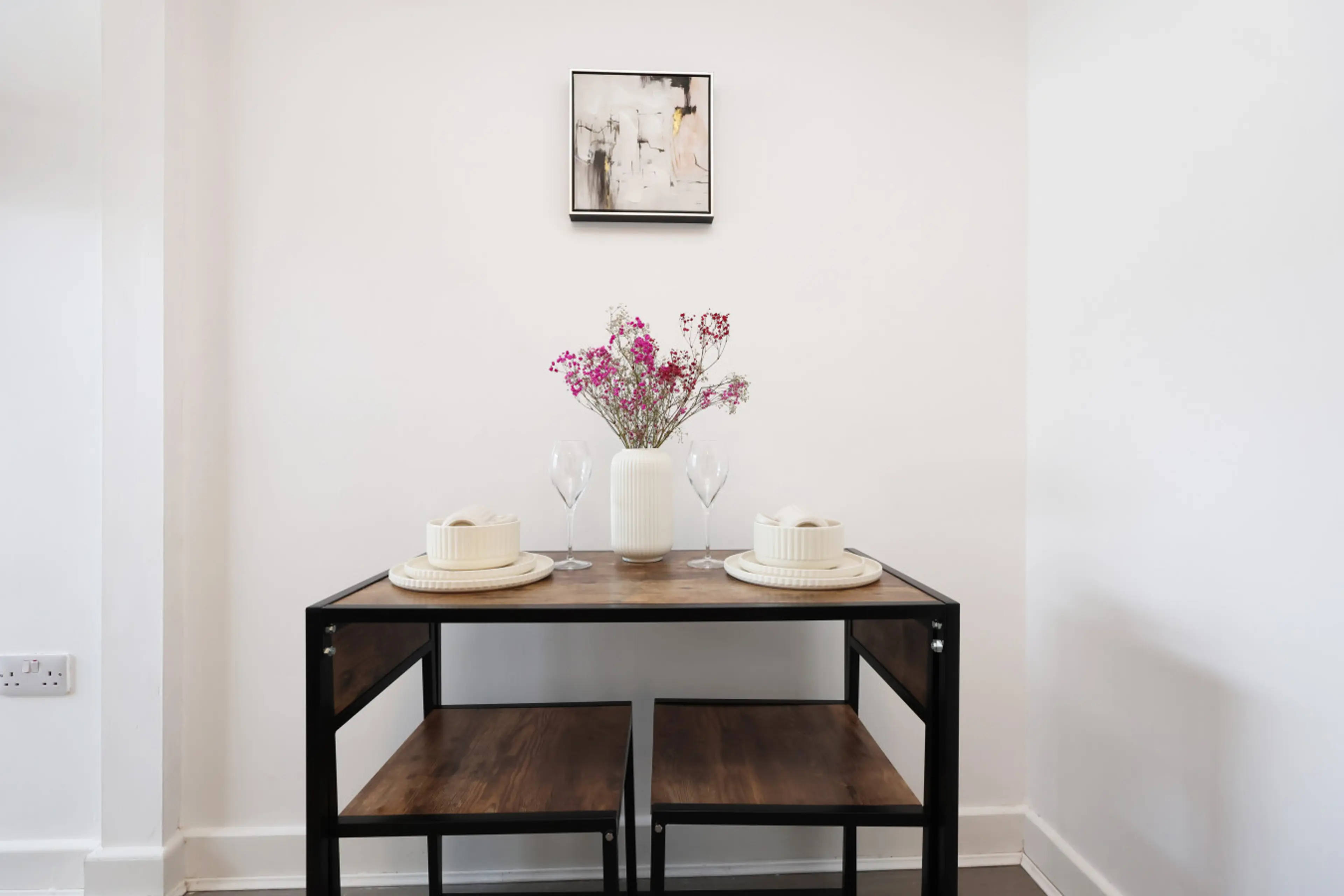 Alexandra Studio - Image 5