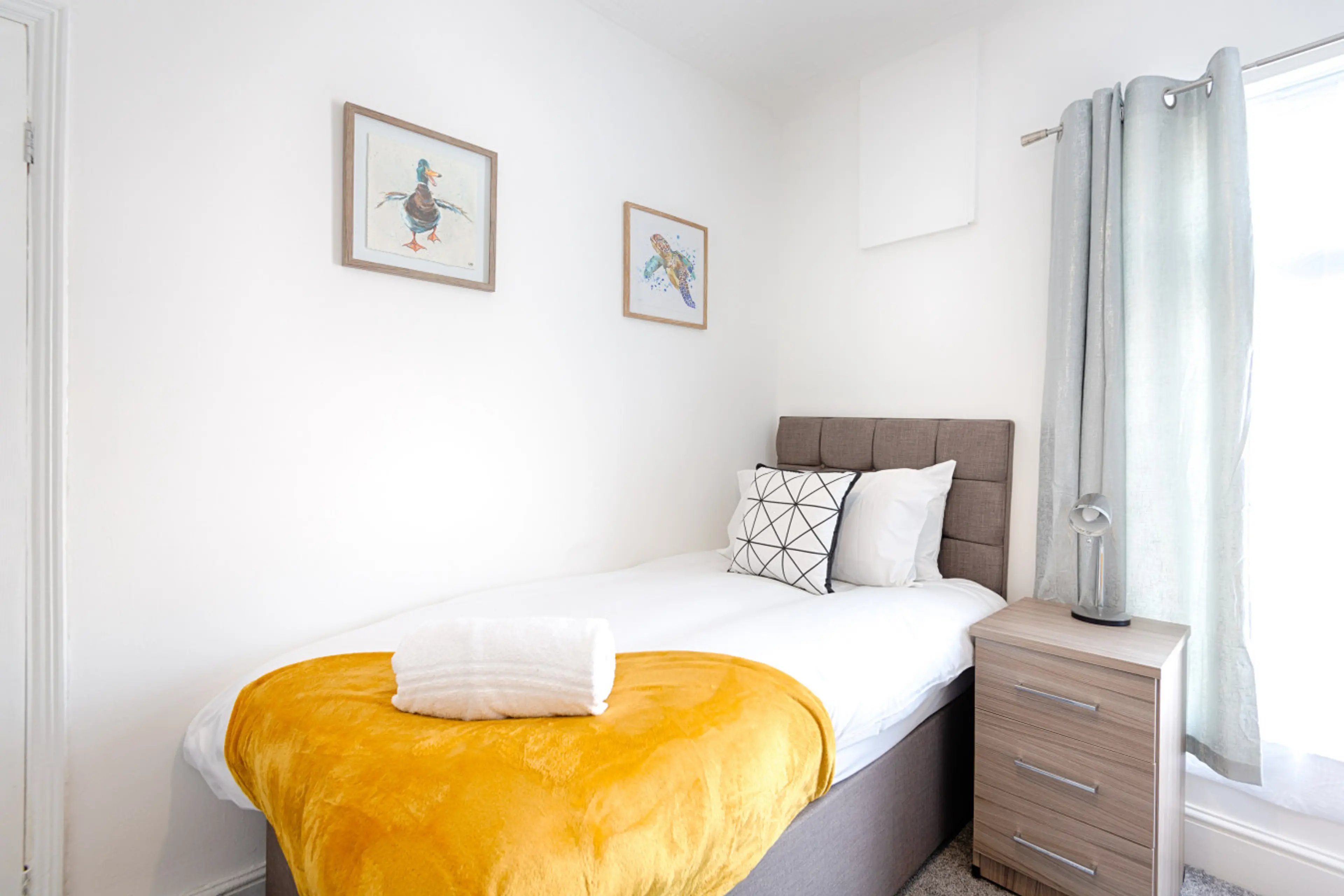 7 Campbell Street - Image 11