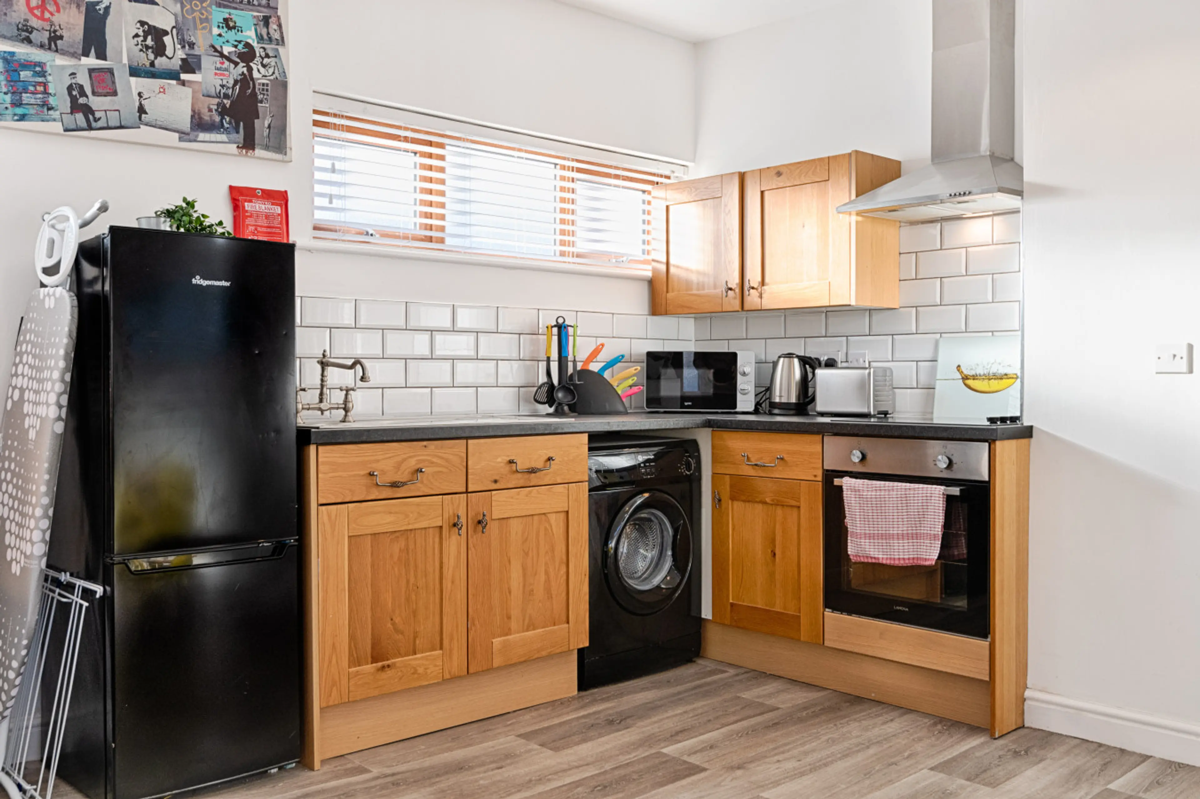 72B Ysgol Street - Image 12