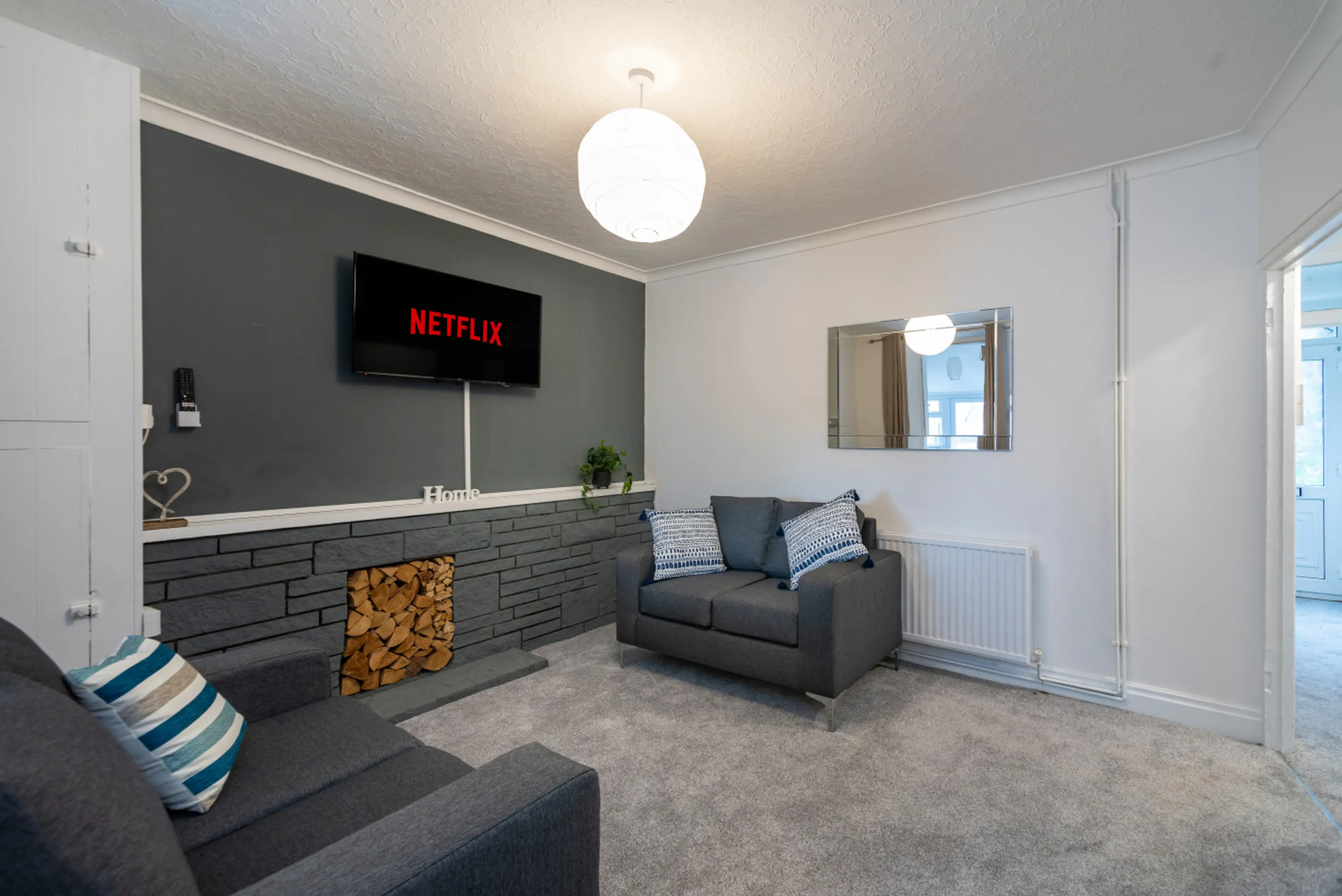 63 Llewellyn Street - Image 10