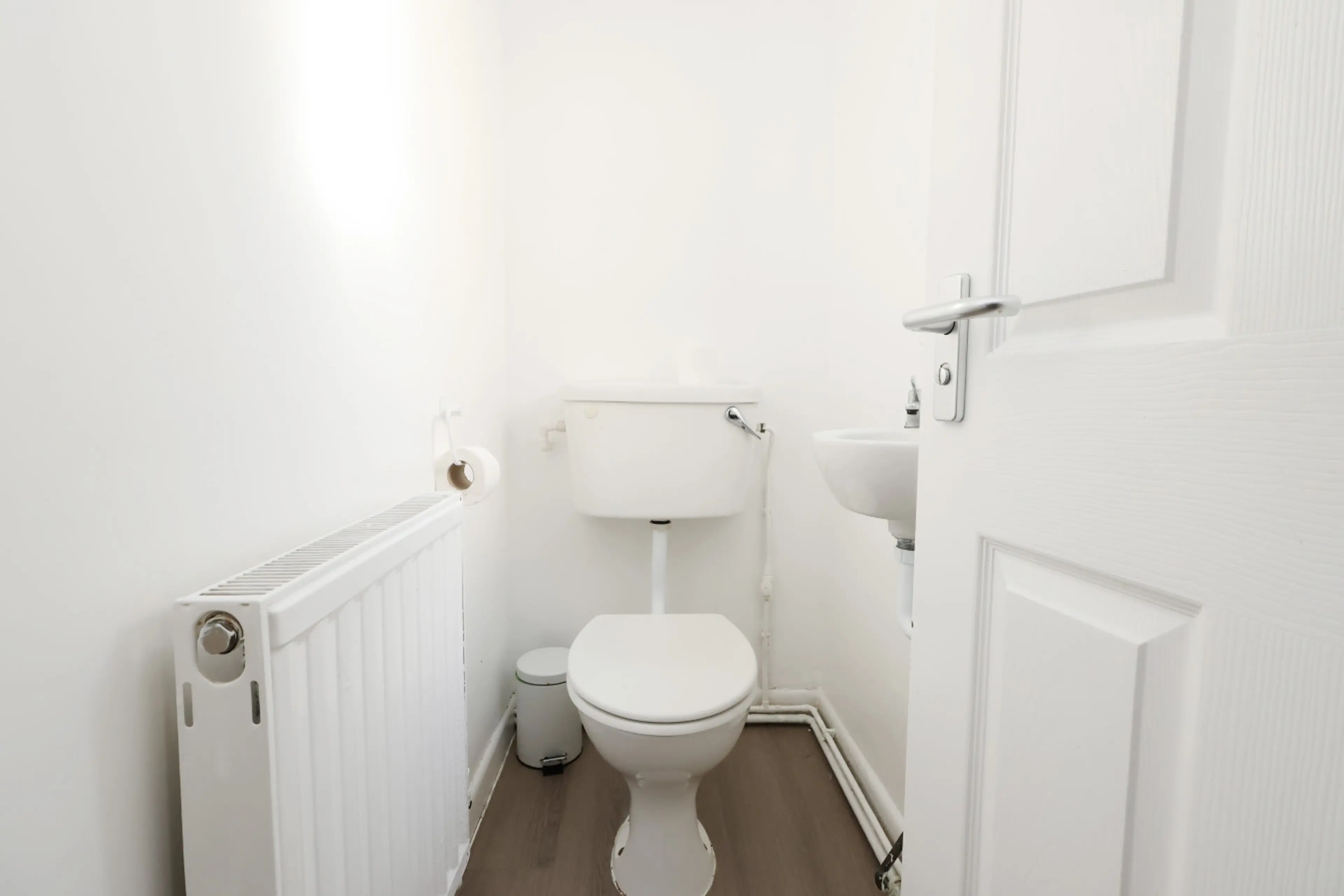 41 Pant Street - Image 7