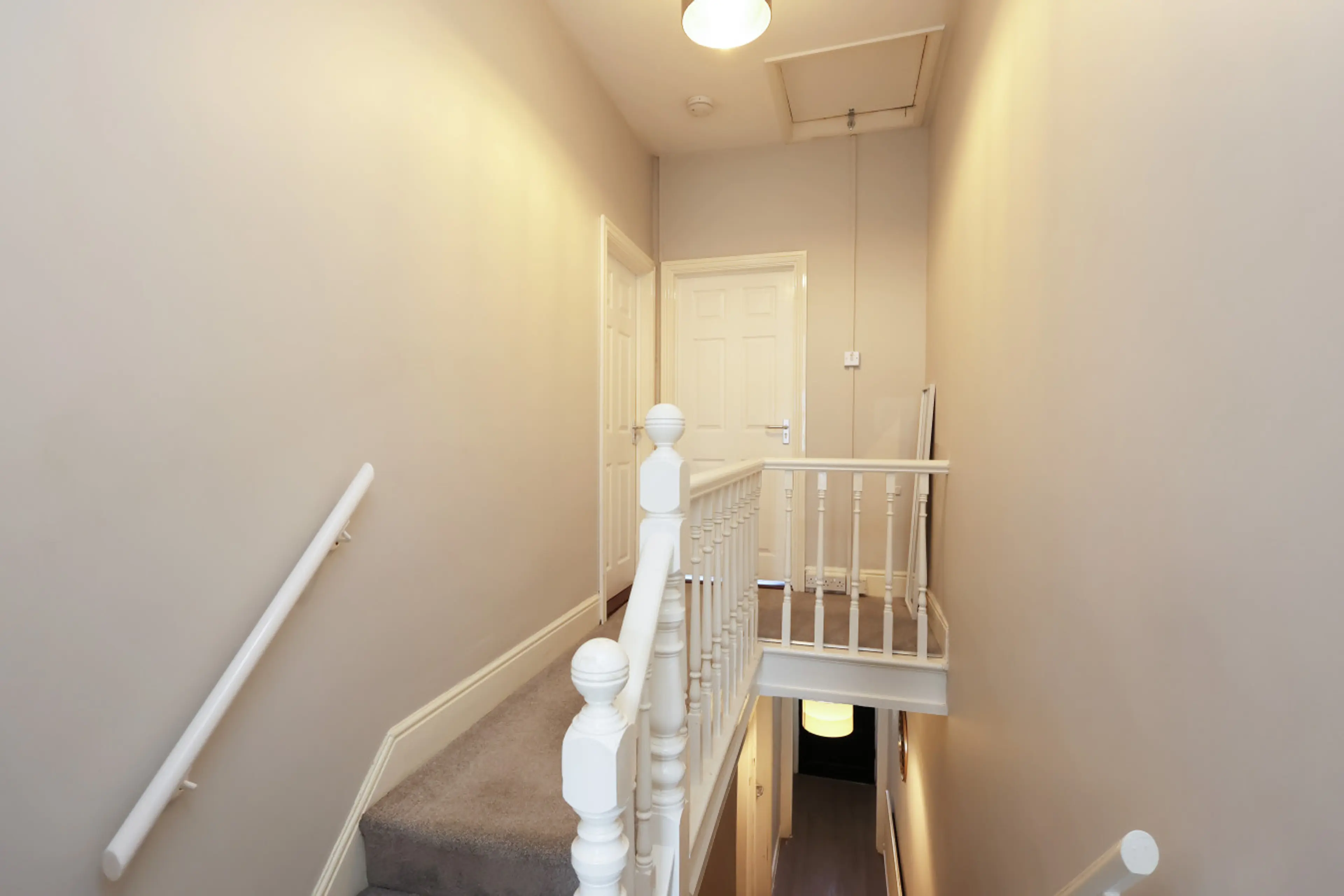 41 Pant Street - Image 31