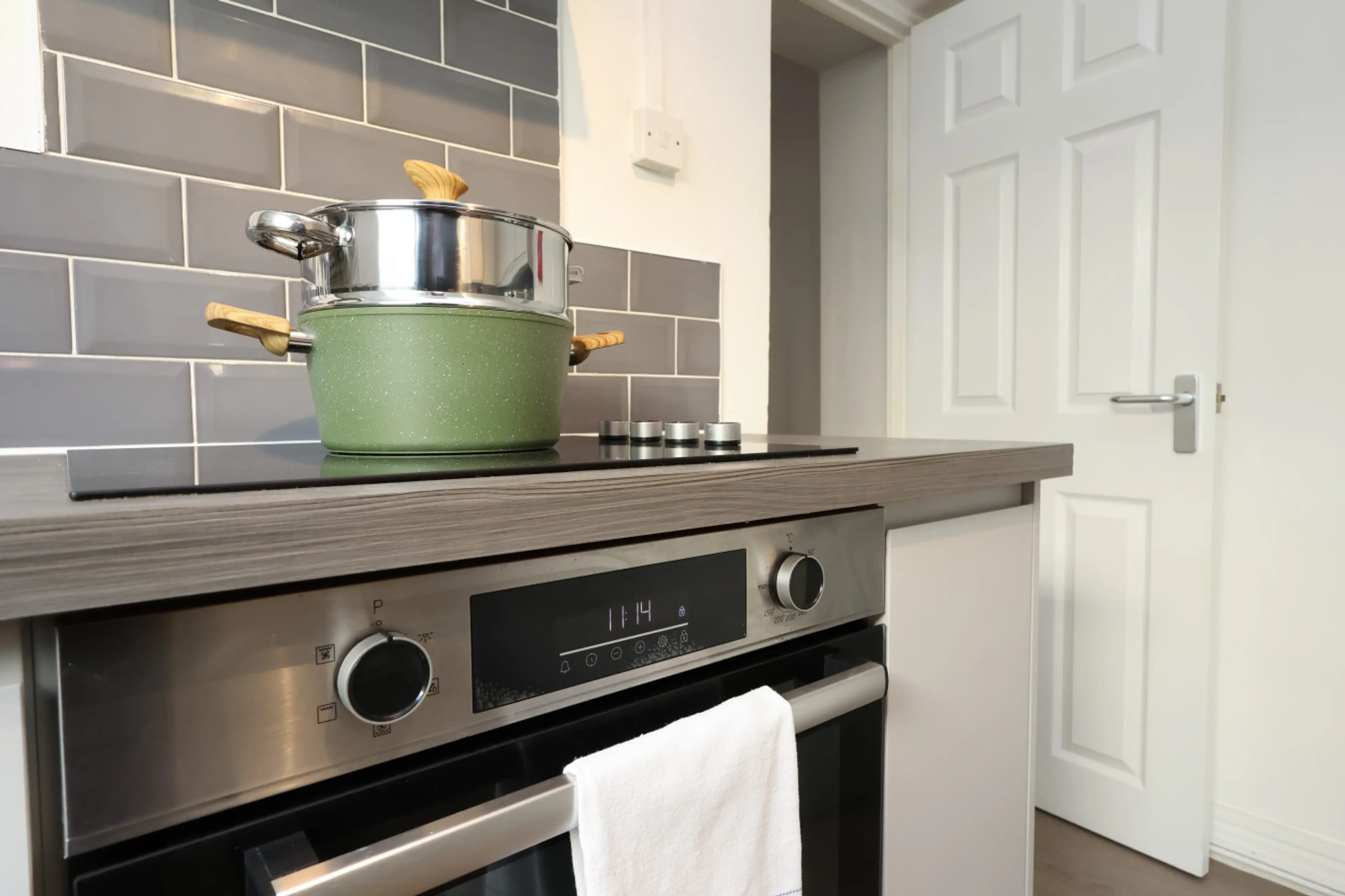 41 Pant Street - Image 28