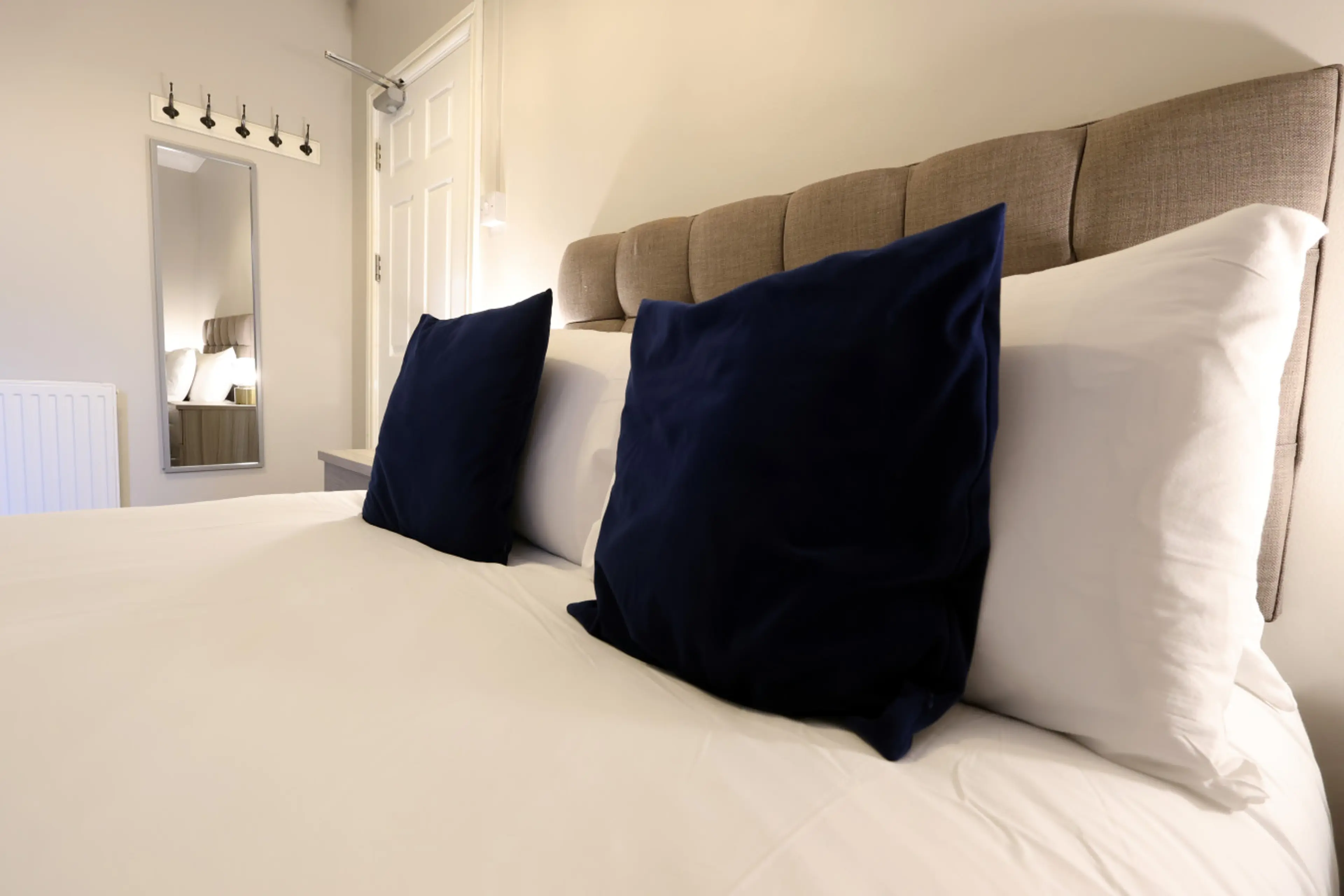 41 Pant Street - Image 27