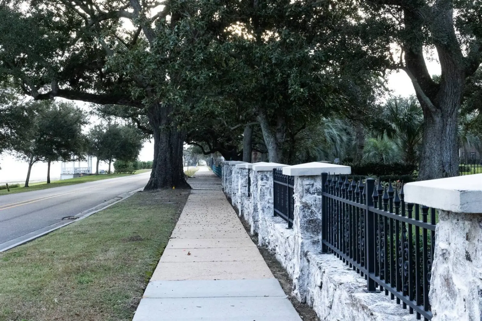 Indigo Landing #12 - Steps to Beach, Pool, Fast WiFi vacation rental in Pass Christian, MS — photo 41