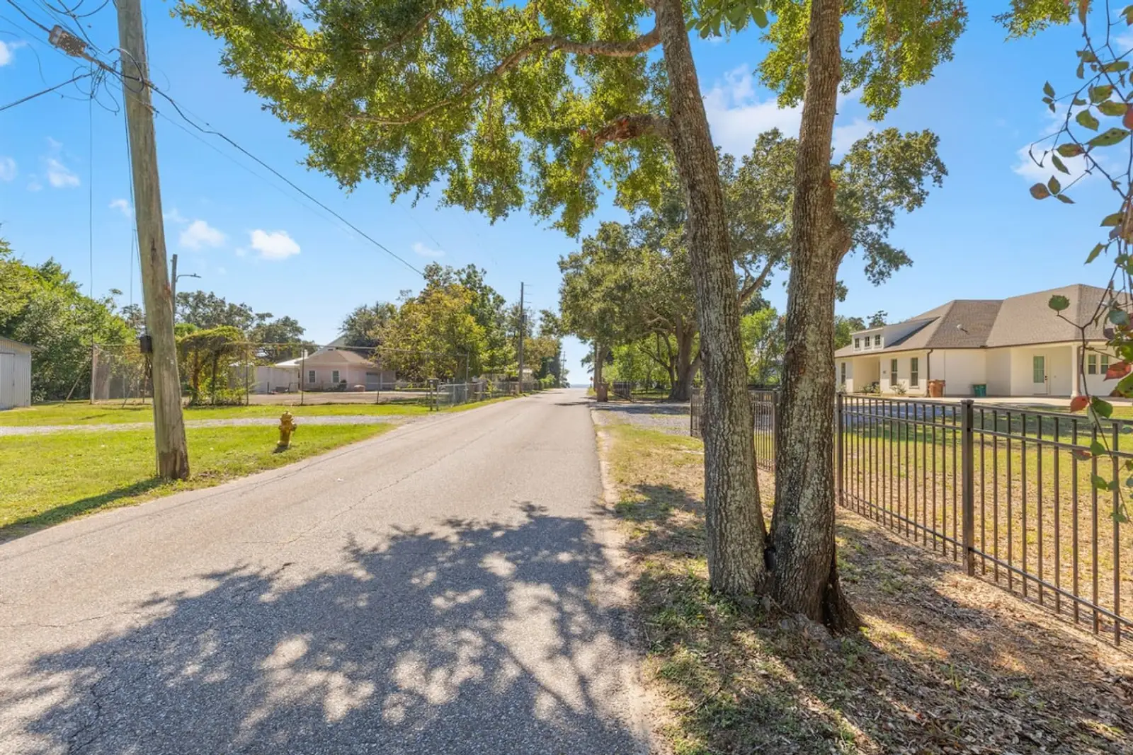 Indigo Landing #12 - Steps to Beach, Pool, Fast WiFi vacation rental in Pass Christian, MS — photo 35