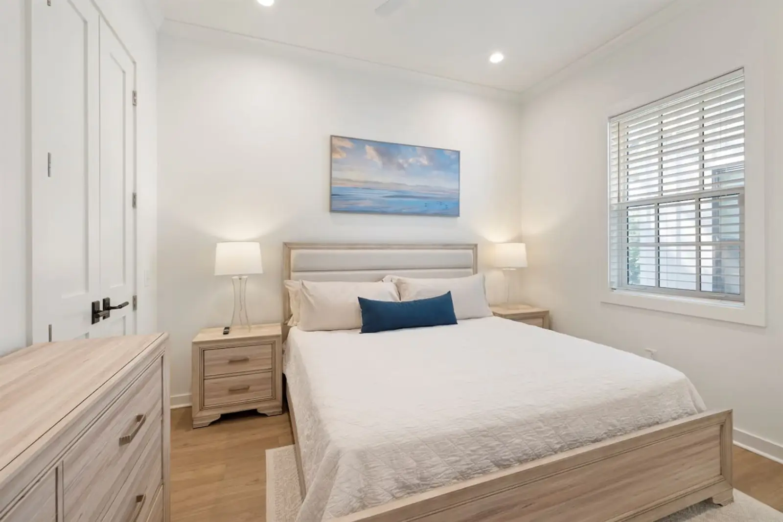 Indigo Landing #12 - Steps to Beach, Pool, Fast WiFi vacation rental in Pass Christian, MS — photo 15