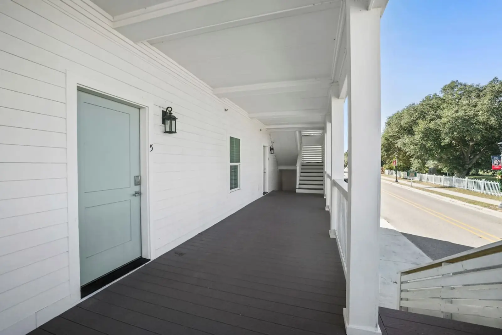 Quiet Harbor Condo - Private Balcony - Relaxing Stay vacation rental in Pass Christian, MS — photo 8