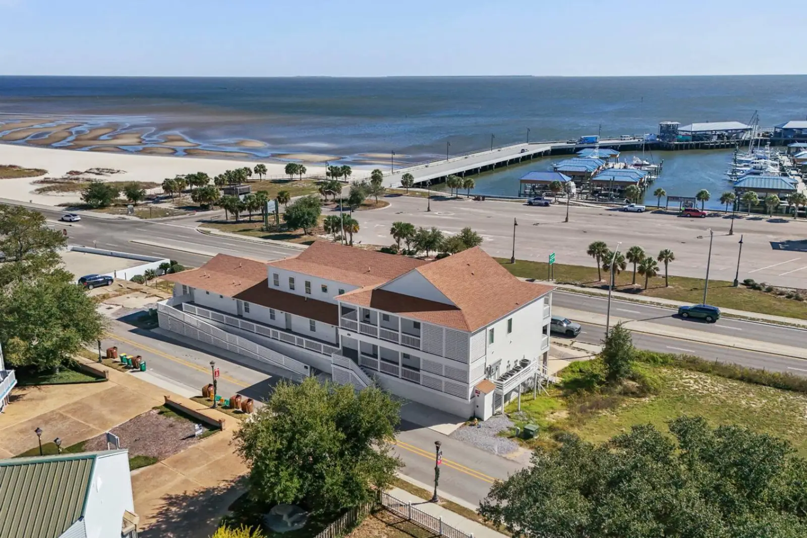 Quiet Harbor Condo