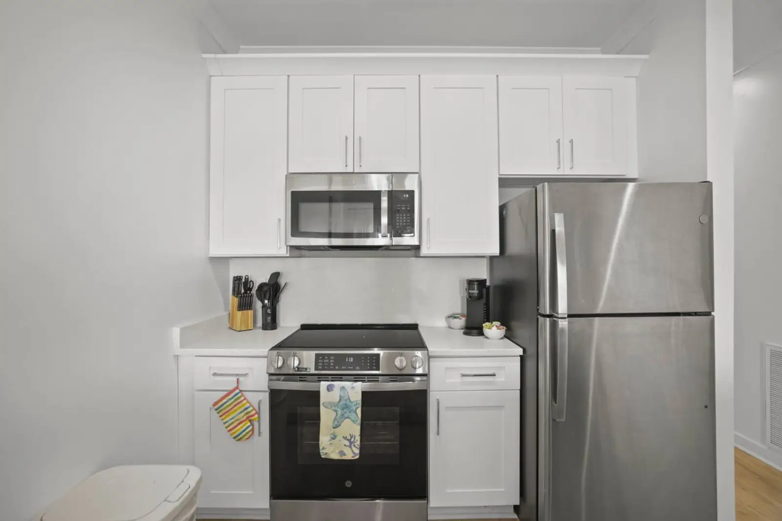 Extended Stay Friendly-Full Kitchen & Laundry vacation rental in Pass Christian, MS — photo 19