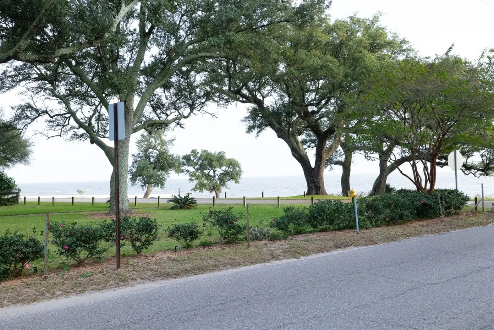 Comfortable 3BR Stay - Pool - Beach Nearby vacation rental in Pass Christian, MS — photo 30