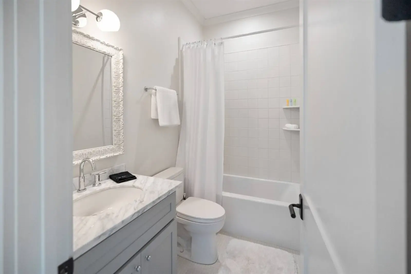 3 Charming Townhomes Side-by-Side for Big Groups! vacation rental in Pass Christian, MS — photo 46