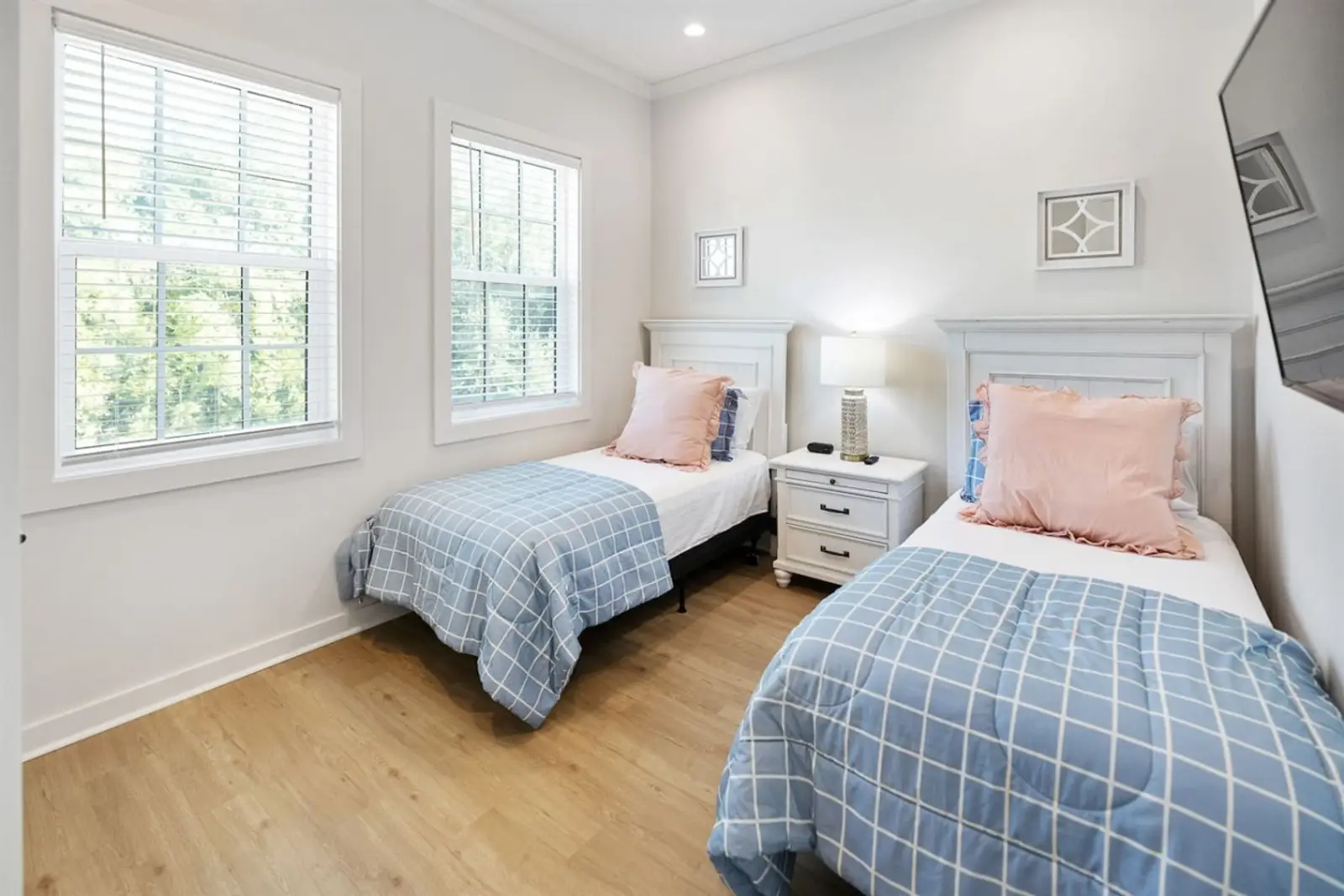 3 Charming Townhomes Side-by-Side for Big Groups! vacation rental in Pass Christian, MS — photo 43