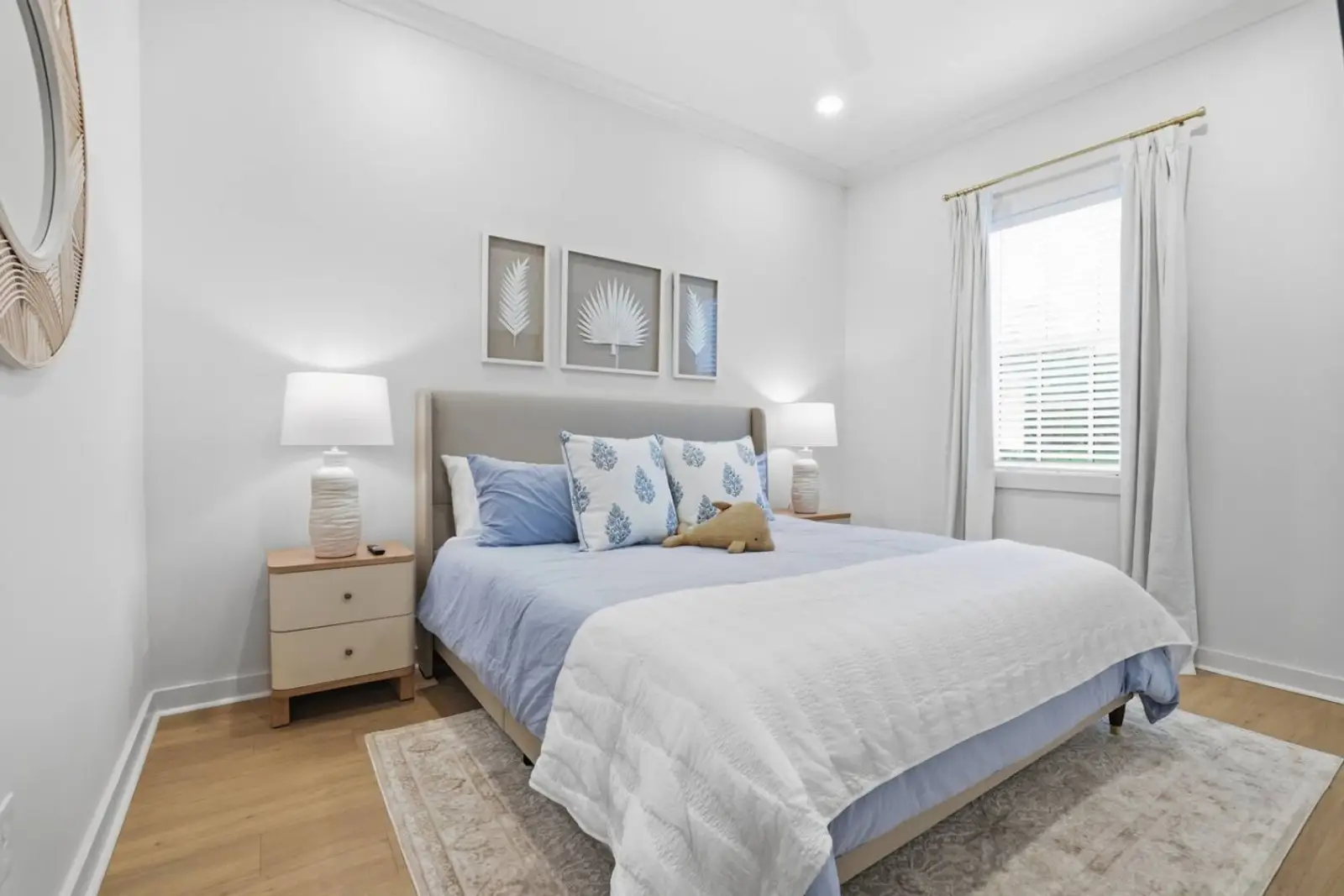 Coastal 1BR with Pool — photo 5