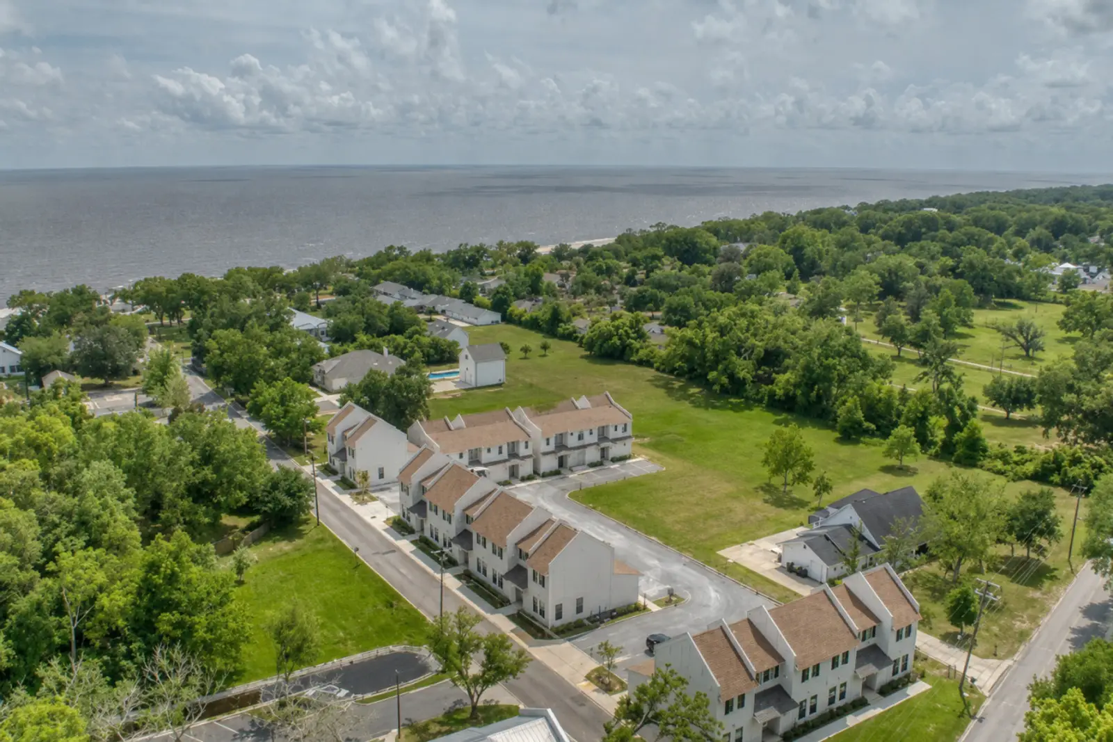 Oceanside Breeze | 1BD | Pool vacation rental in Pass Christian, MS — photo 29