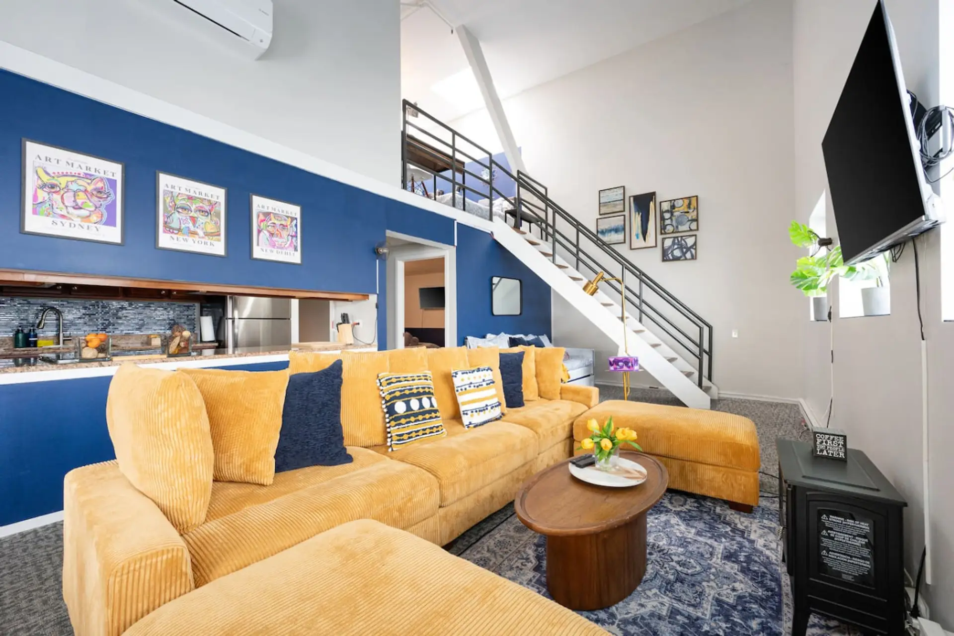 Spacious living area to enjoy with family and friends
