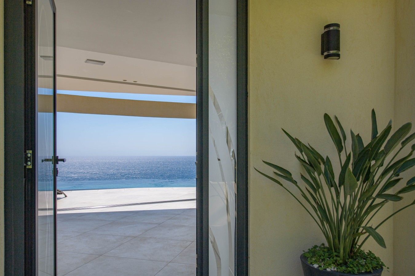 Ensuite bathroom at Villa Paradise