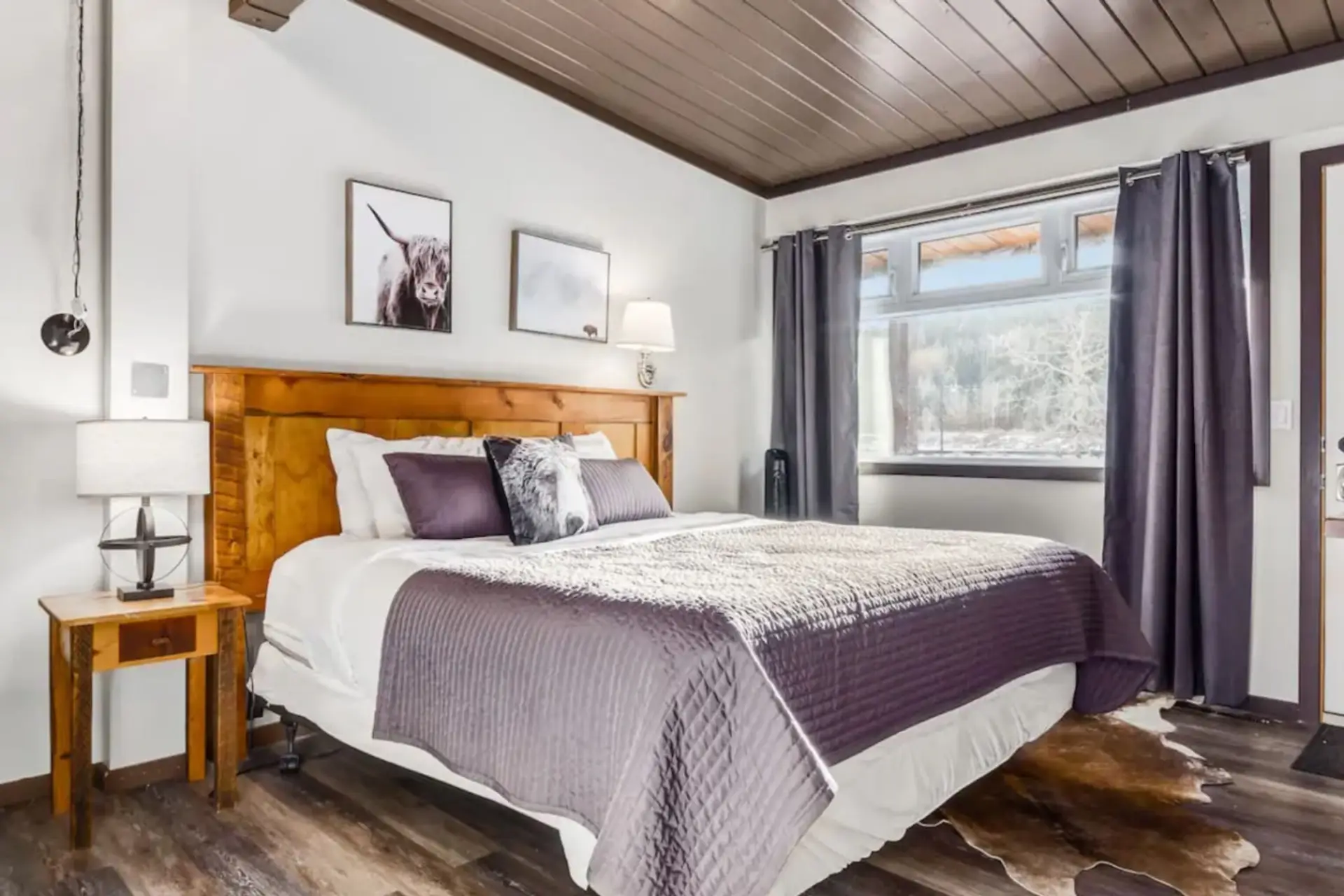 King bed