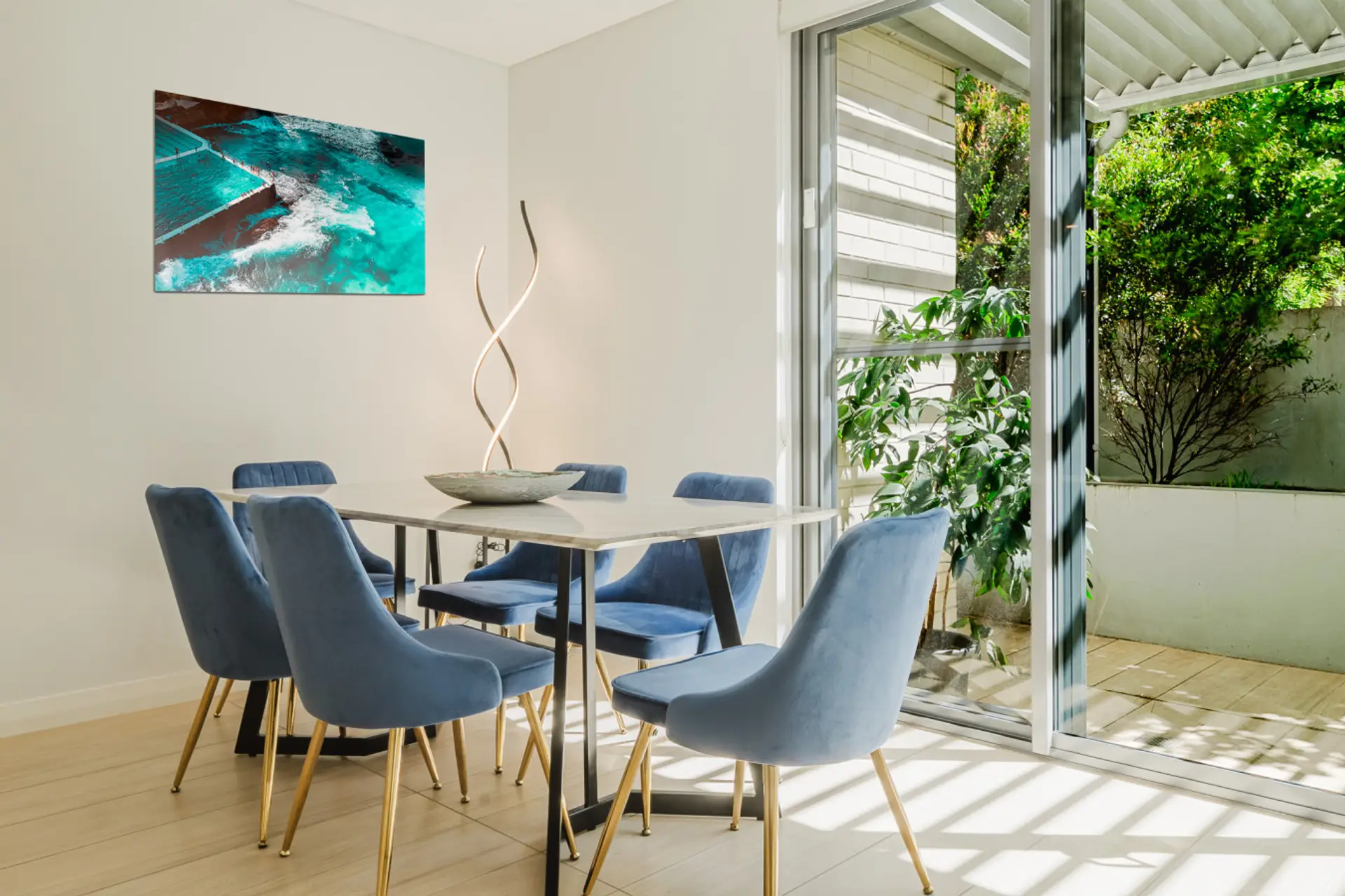 Stylish modern luminous dinning area