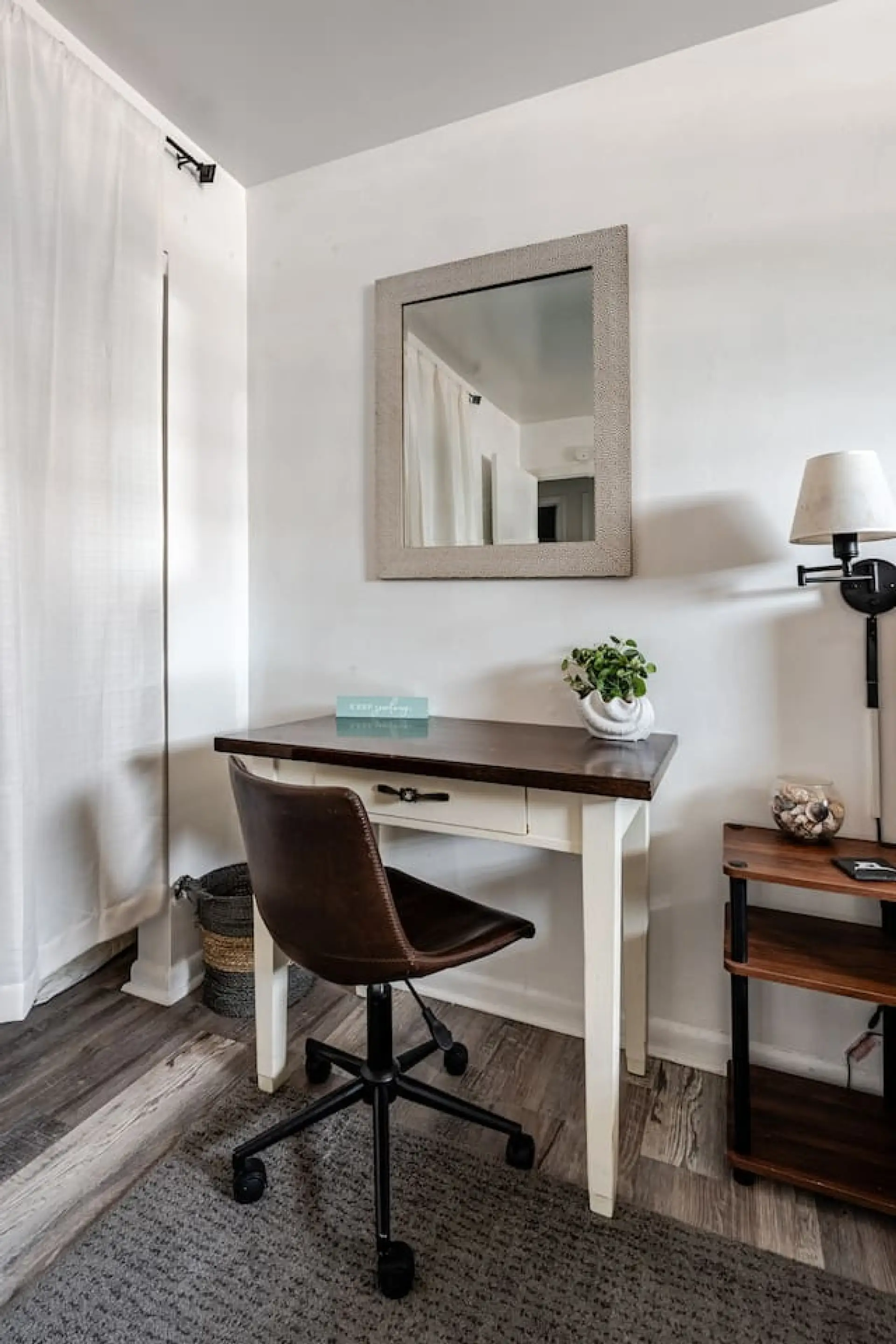 work station