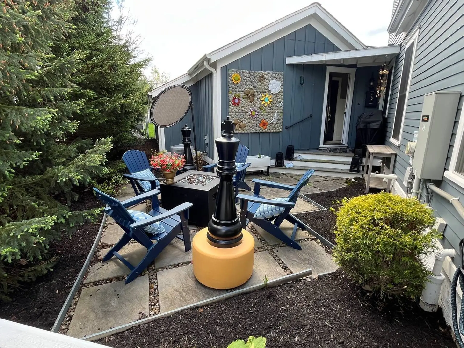 A colorful private courtyard offering a peaceful place to enjoy morning coffee or unwind after exploring Cuyahoga Valley National Park.