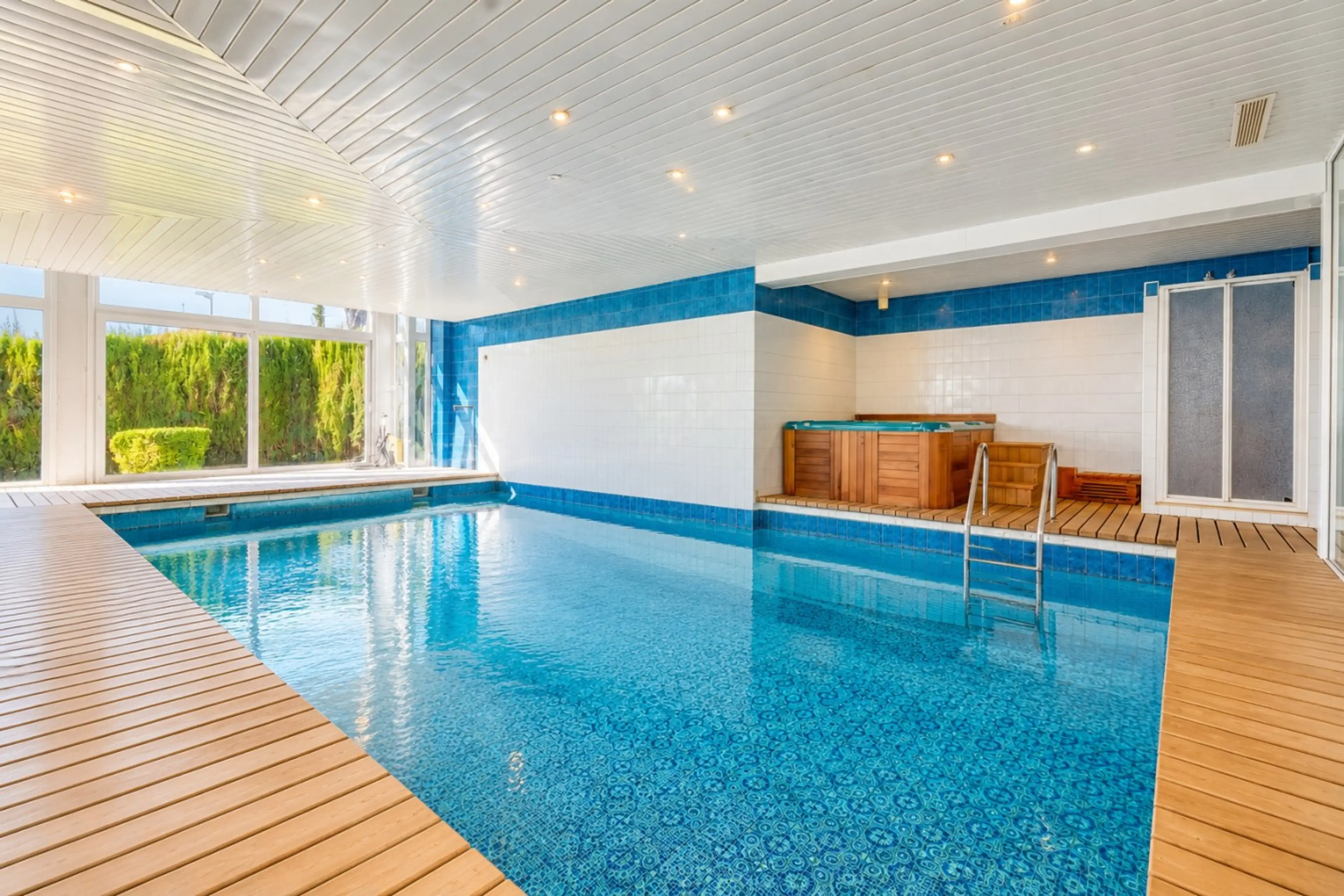 Heated pool