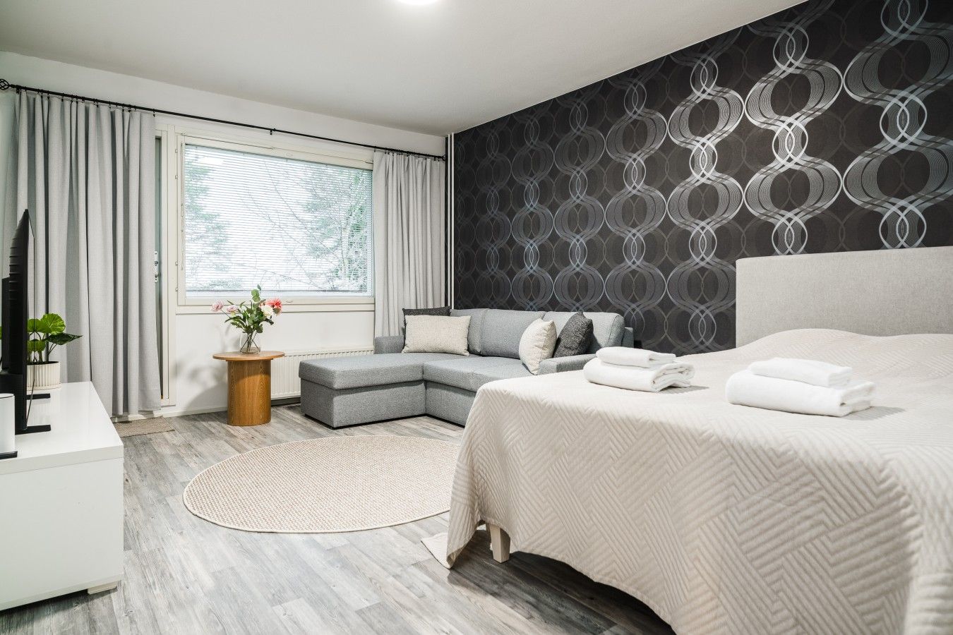 Bright Nordic Apartment, Parking