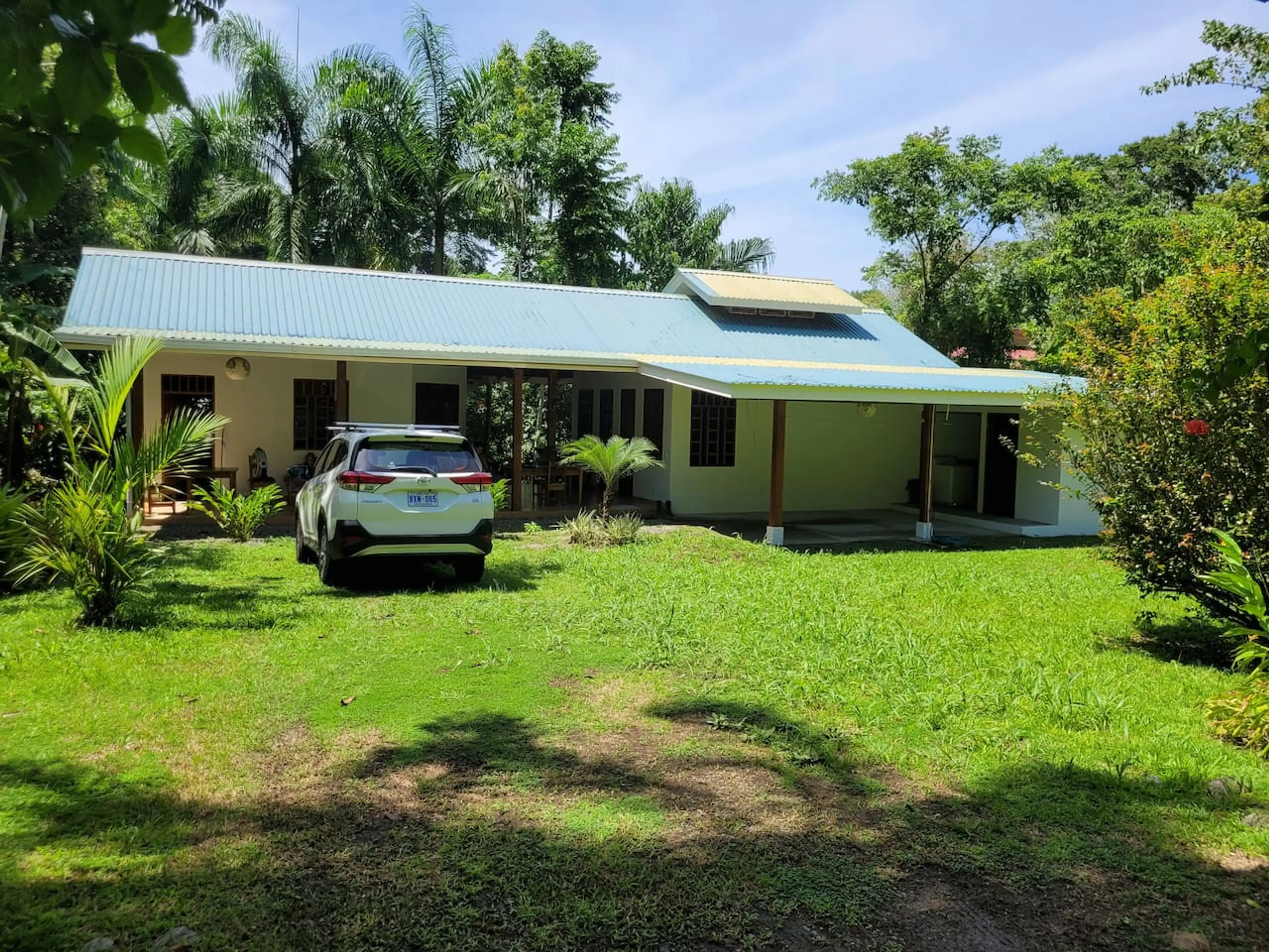 Parking Area - Osos Caribeños