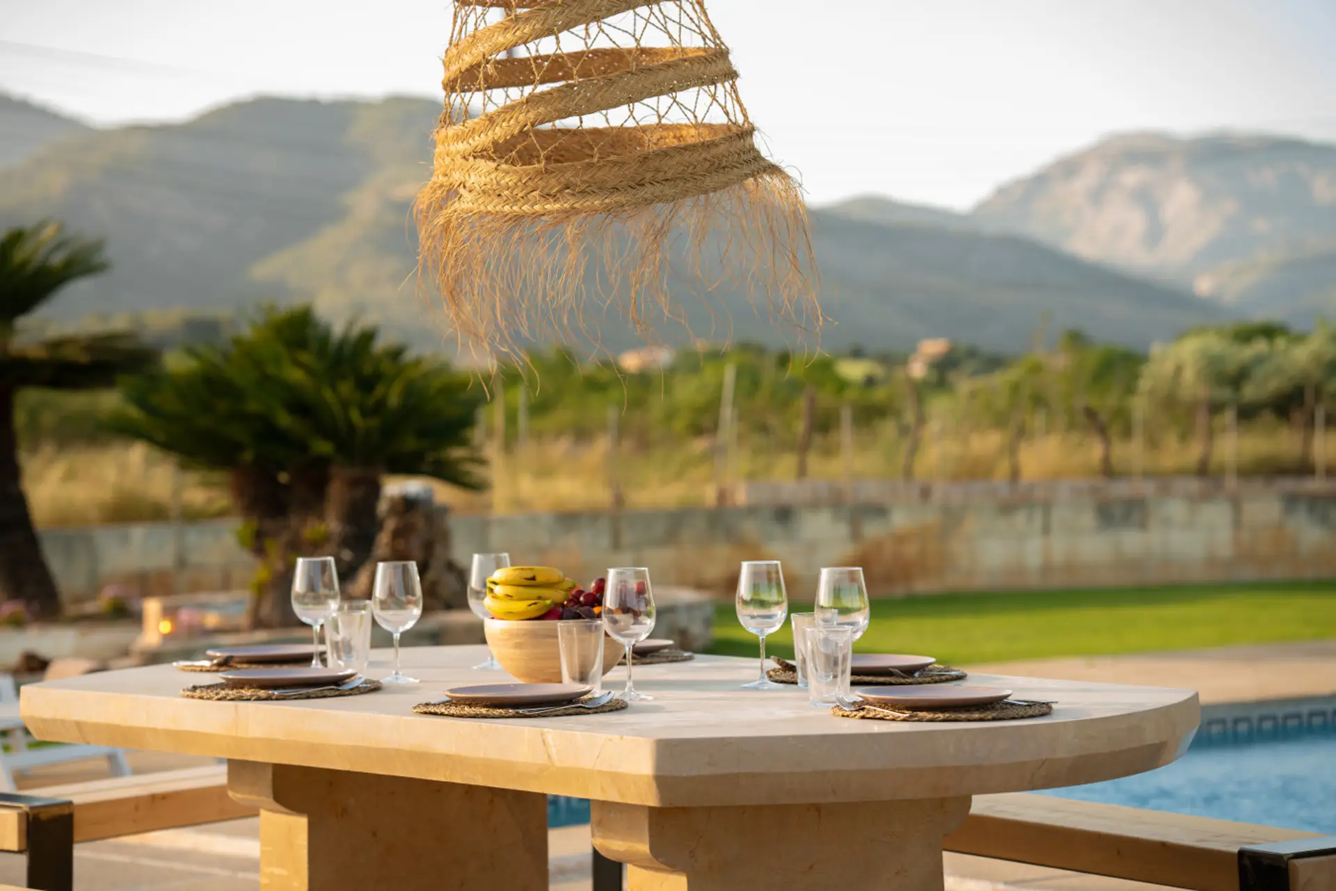 outdoor dining area with views of the Serra de Tramuntana