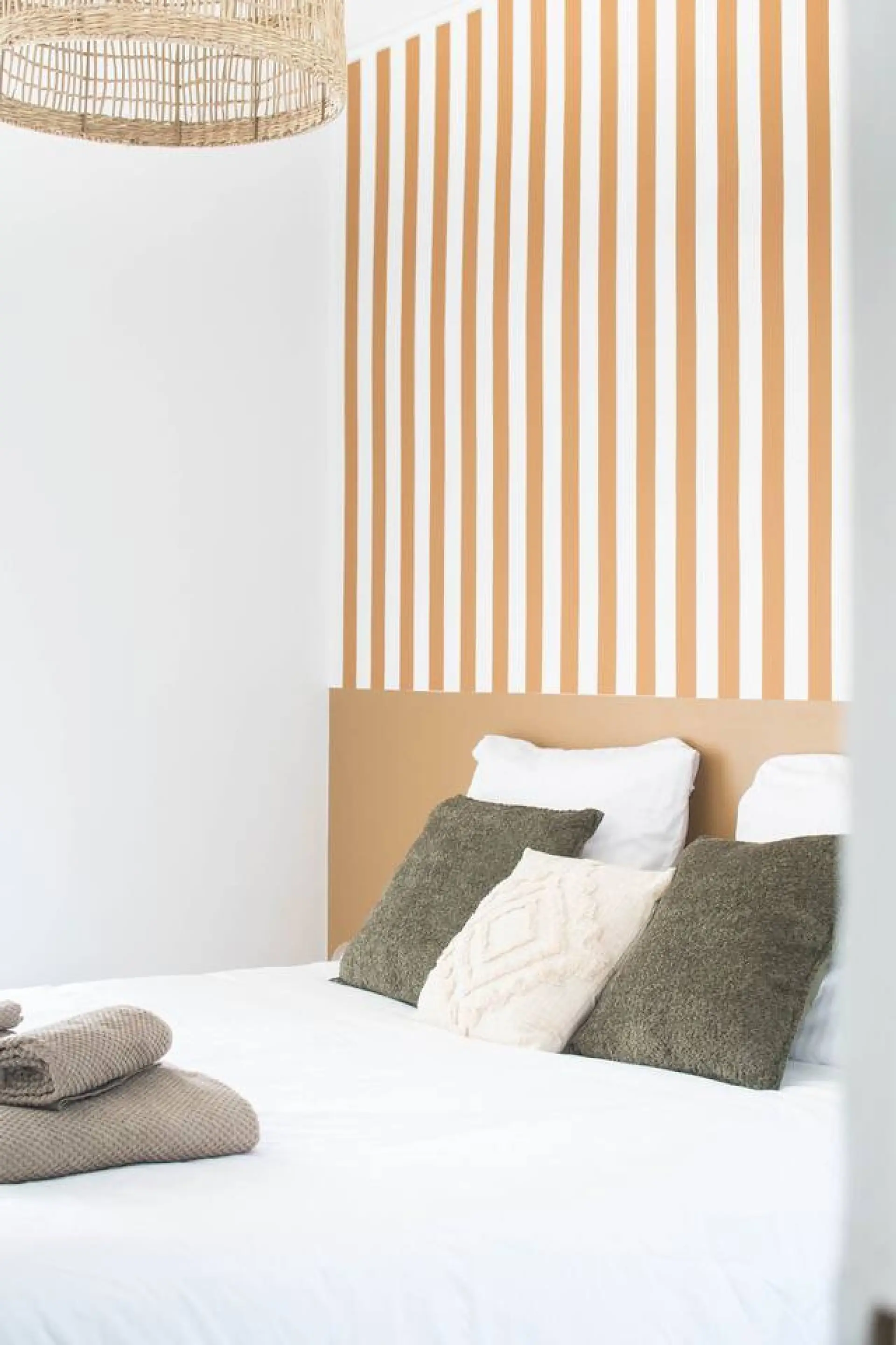 Grande chambre avec lit en 160x200