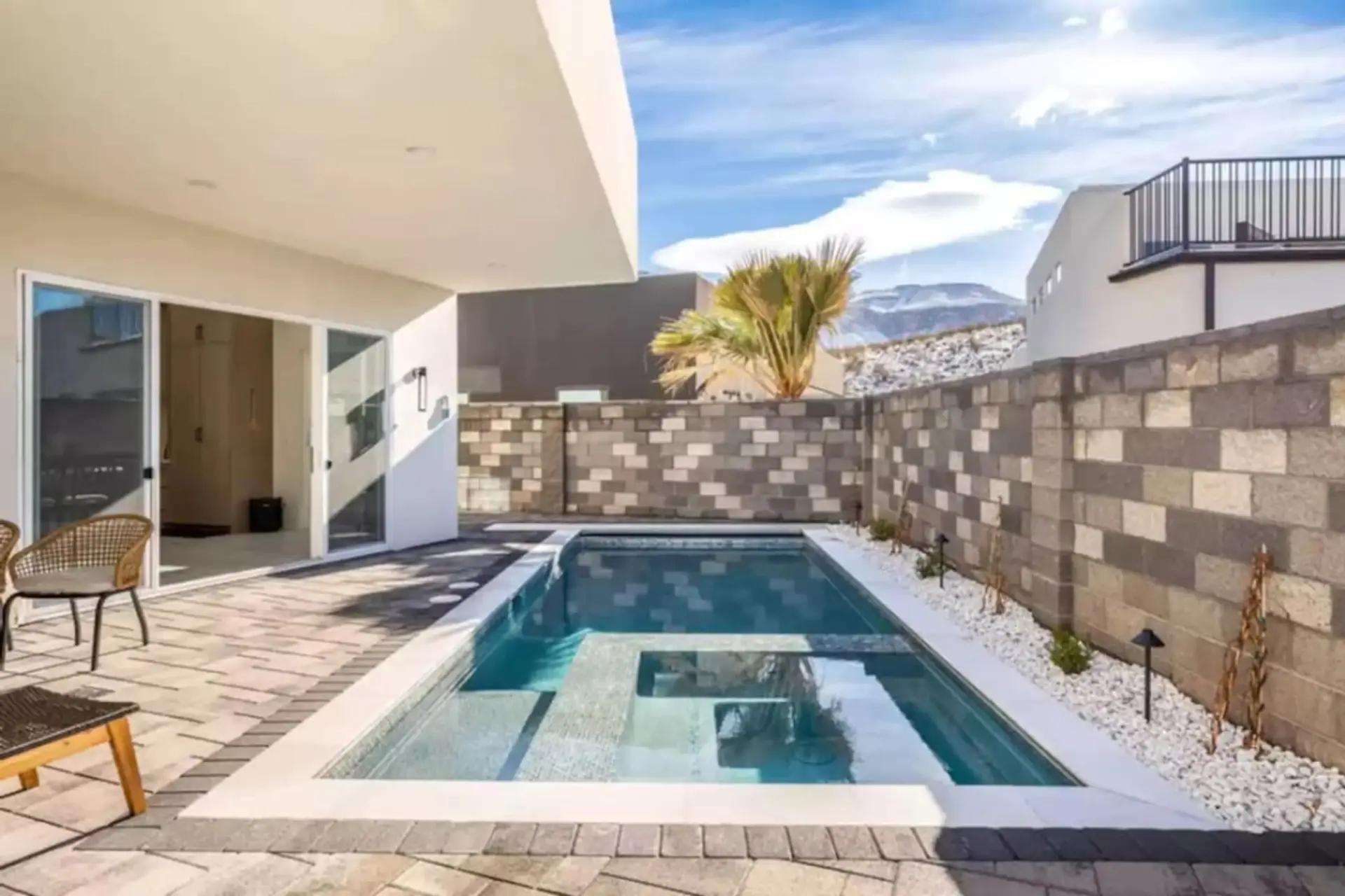 Swimming Pool and Hot Tub