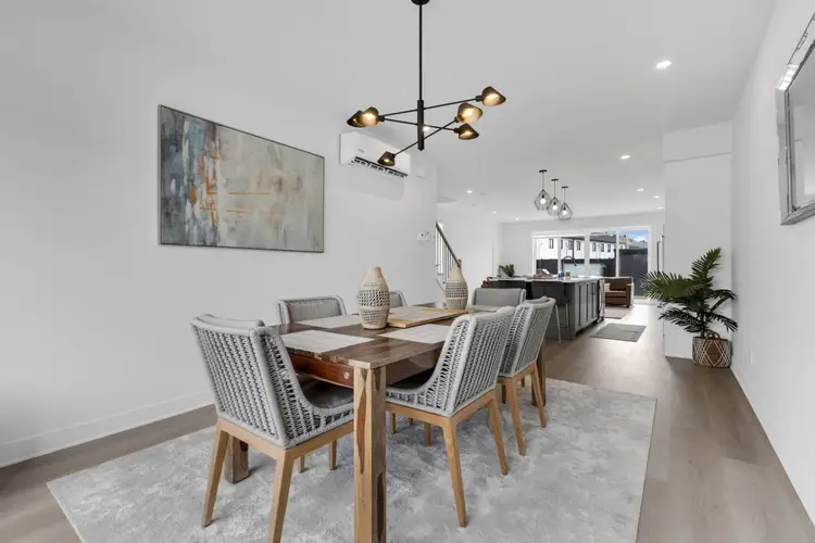 3BR Townhouse | Private Jacuzzi | Park Views | Mirabel