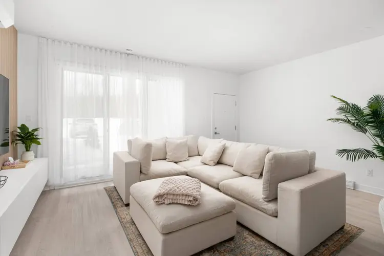 3BR Condo | Private Jacuzzi | Home Office | Mirabel