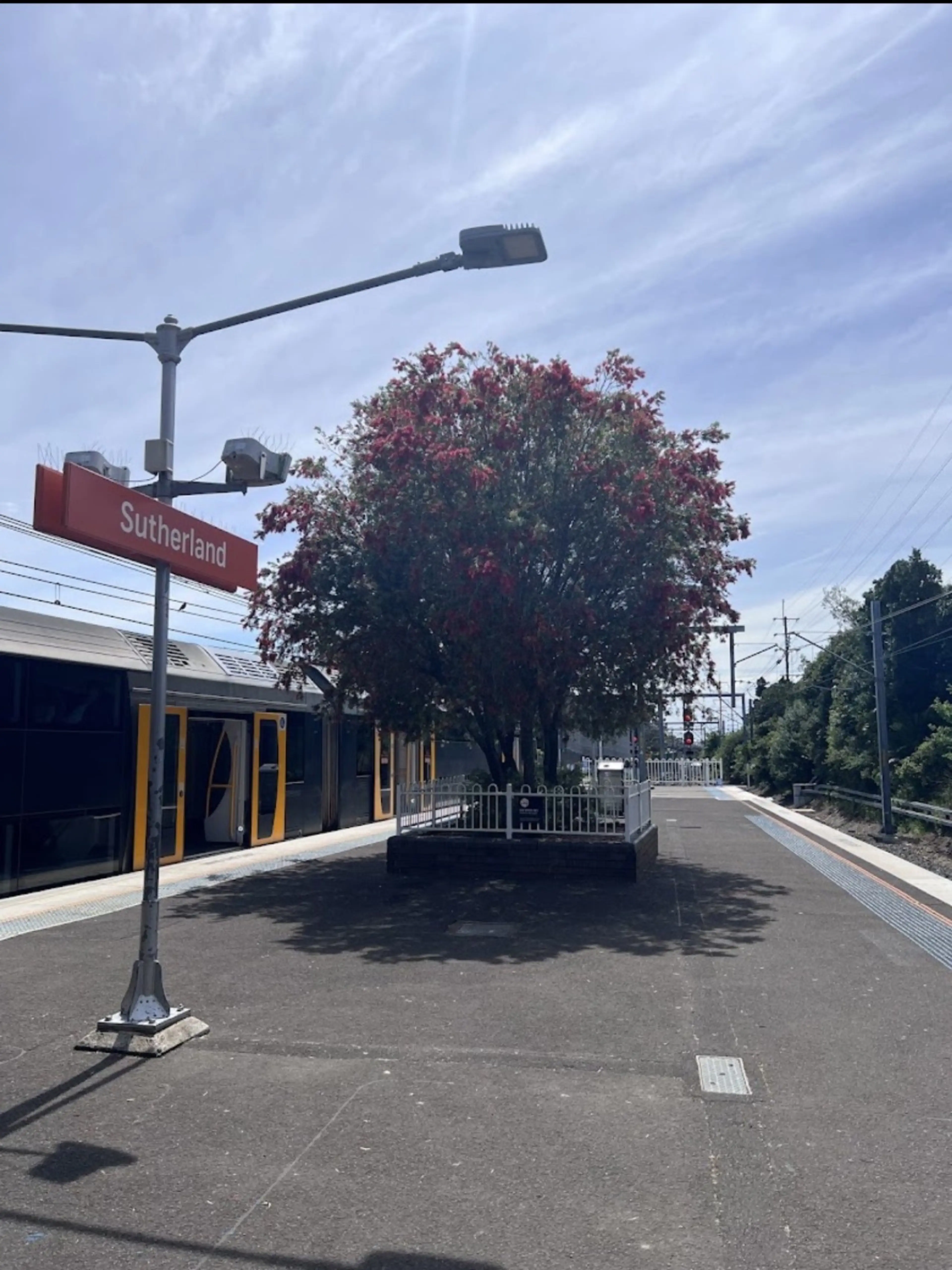 Sutherland Station- 1km away