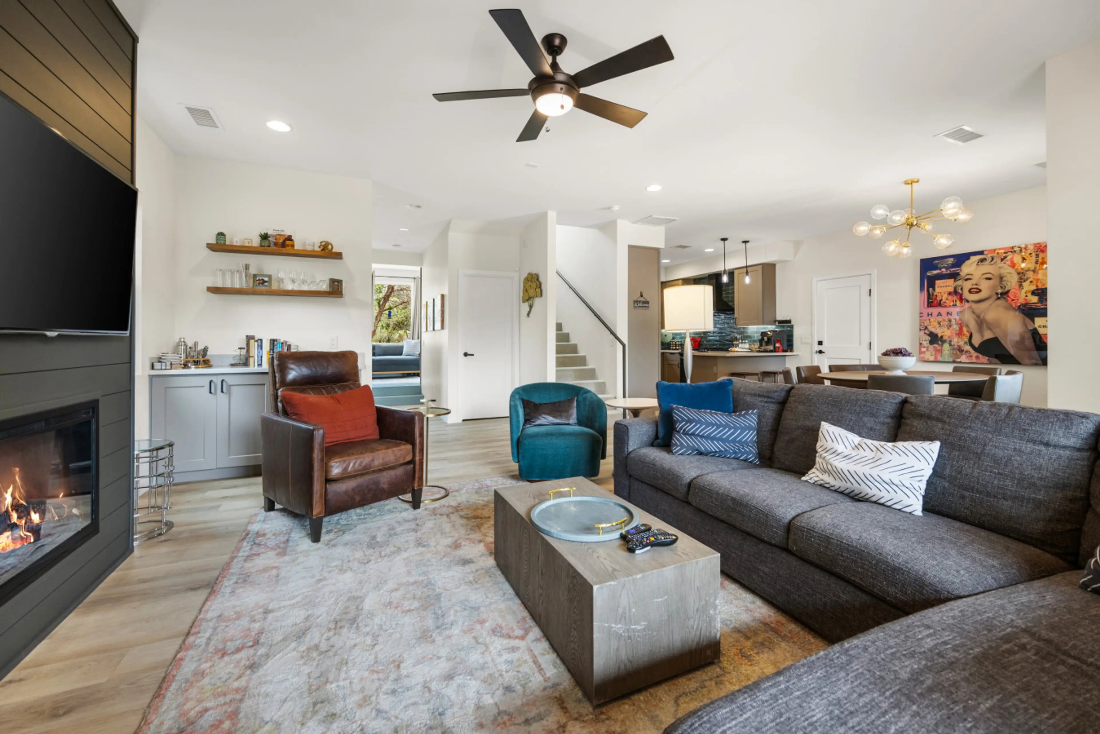 Relaxing living, dining room (main floor)