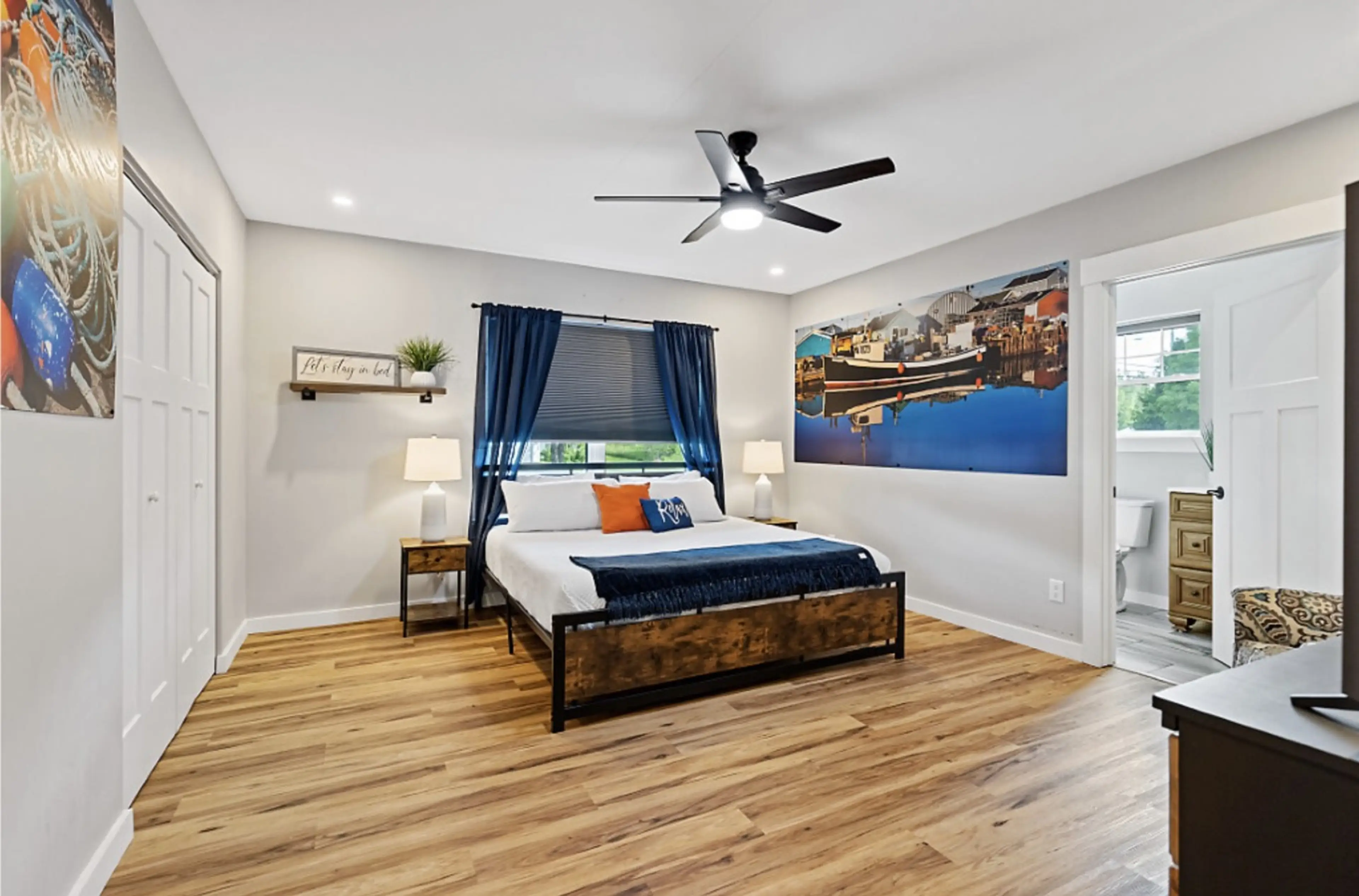 Master bedroom King bed