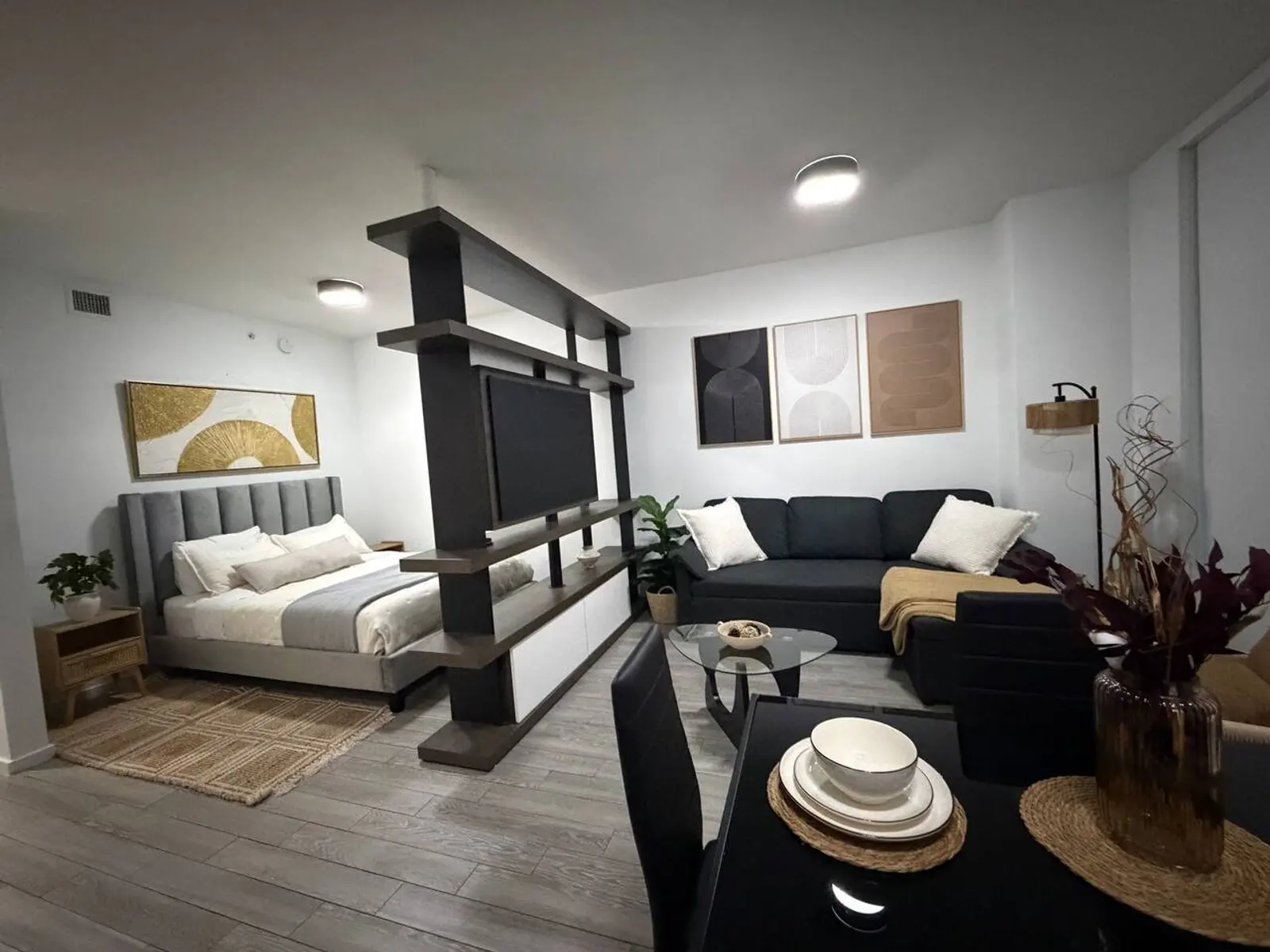 Modern Downtown — Living space