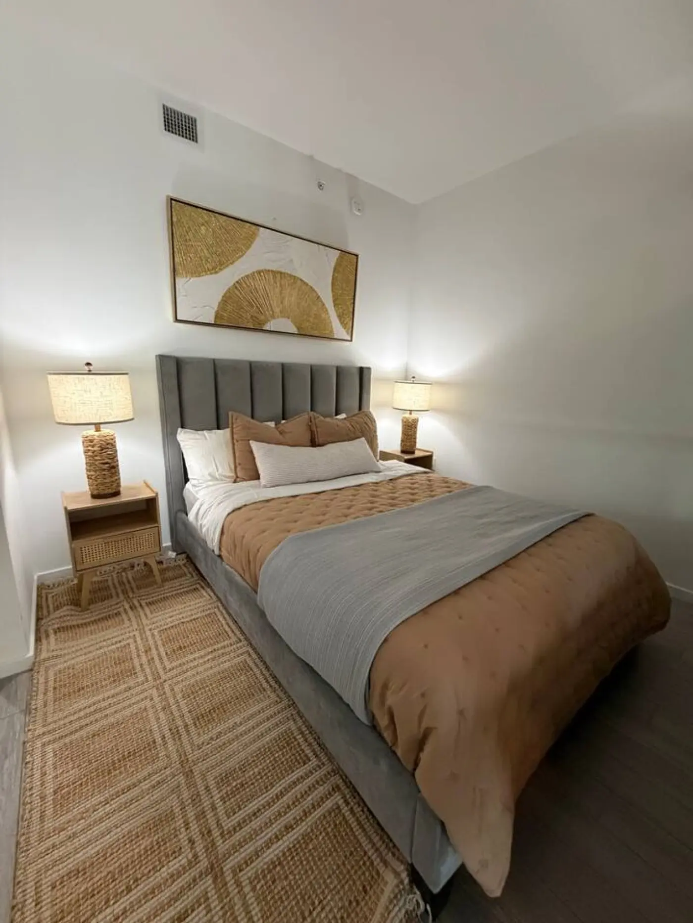 Luxury stay with pool and gym