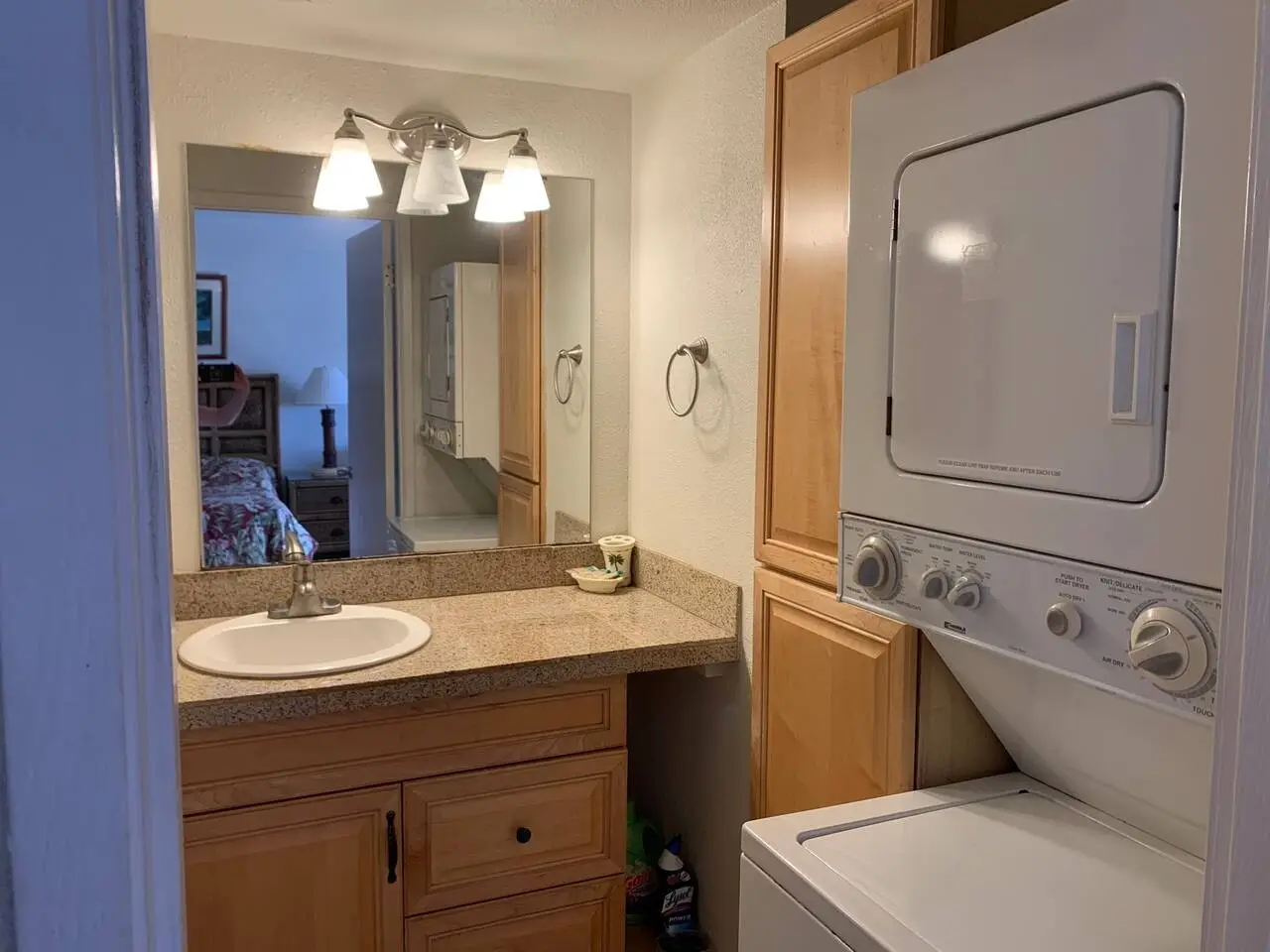 Beautiful Ocean View Studio! - Image 8