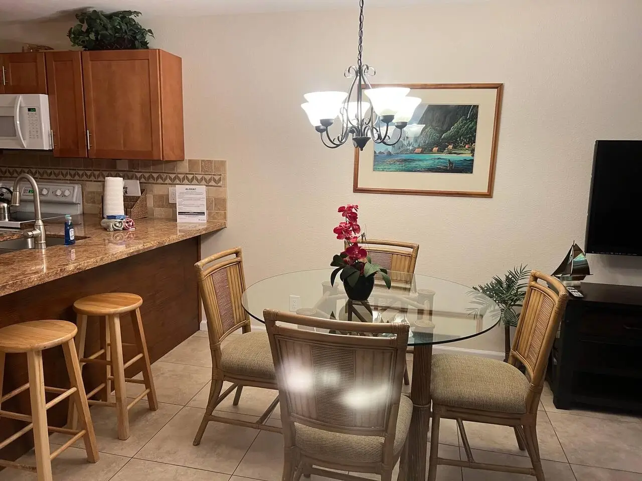 Beautiful 1 Bed 2 Bath Condo at Maui Kamaole - Image 17