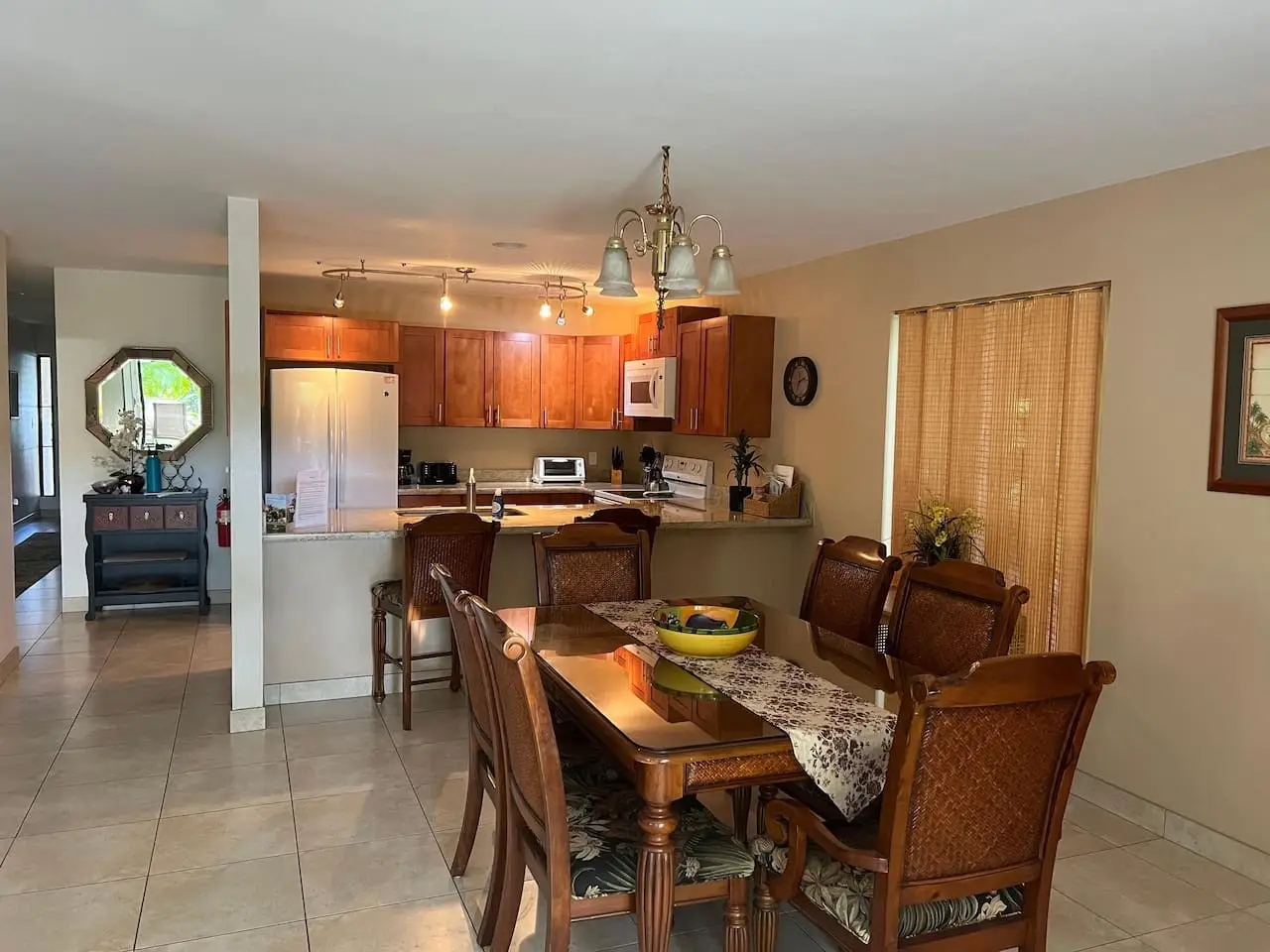 Amazing condo with pools and hotub across from the - Image 3