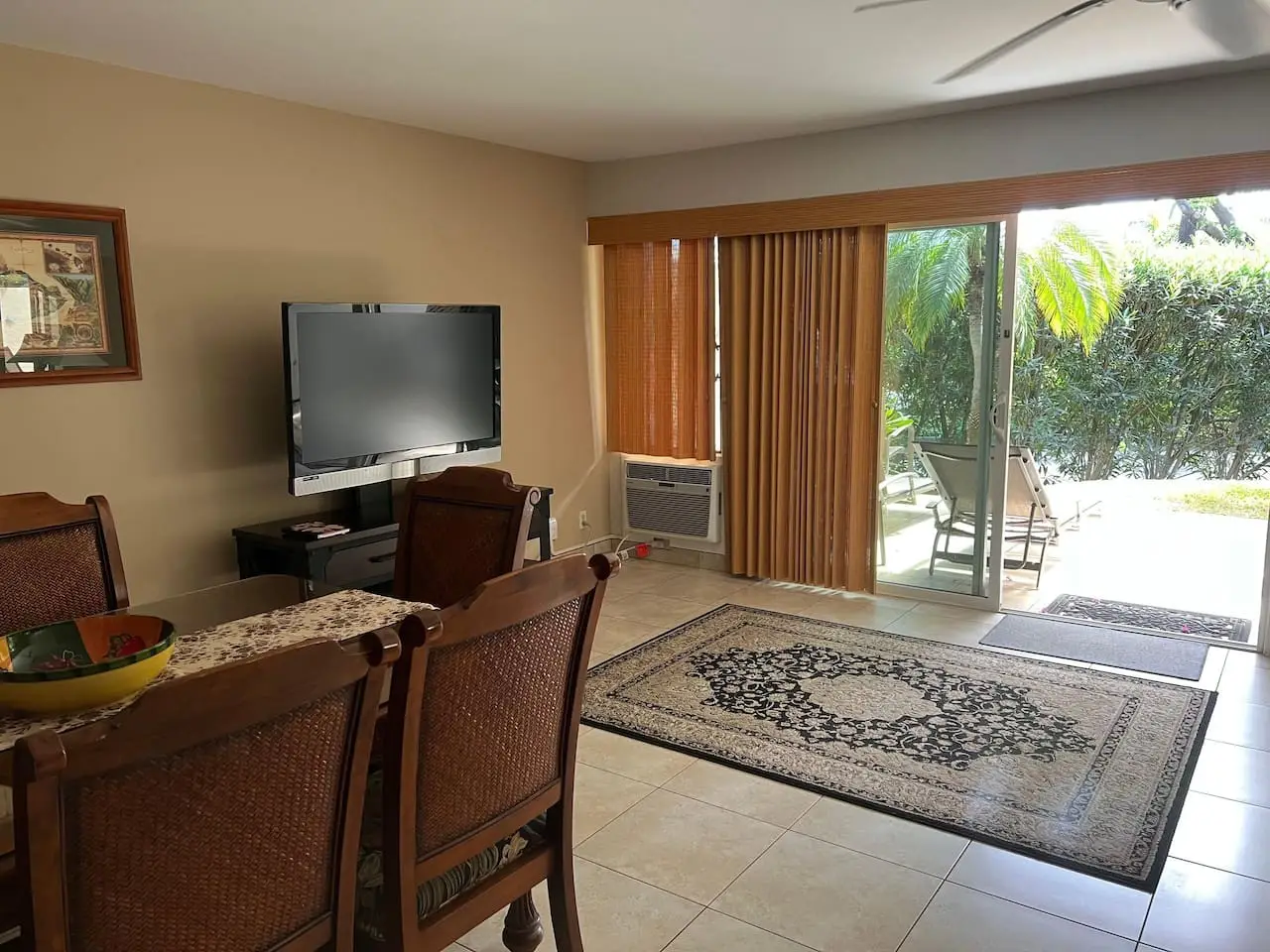 Amazing condo with pools and hotub across from the - Image 8